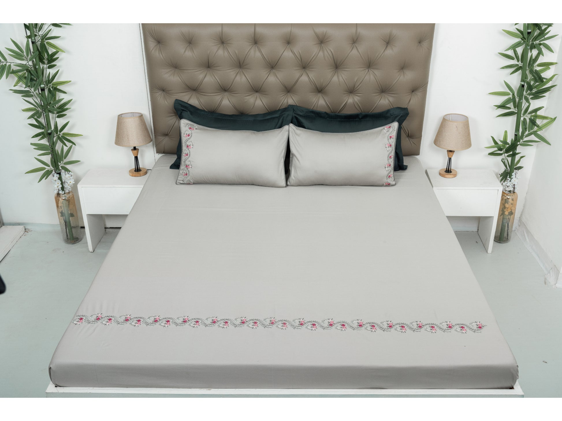 EMBROIDERY BEDSHEET 100% COTTON (3PCS) - Bedding Bliss