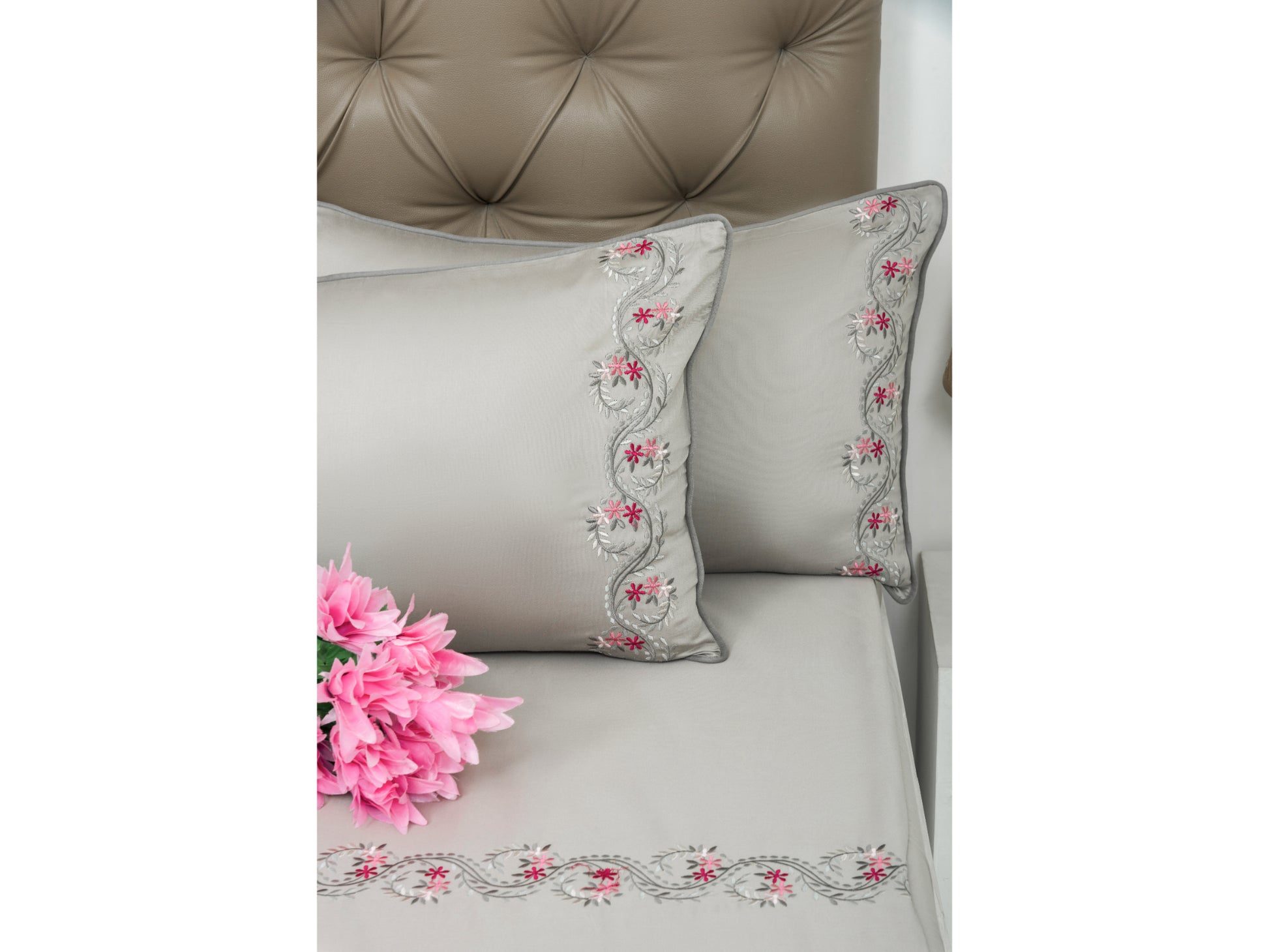 EMBROIDERY BEDSHEET 100% COTTON (3PCS) - Bedding Bliss