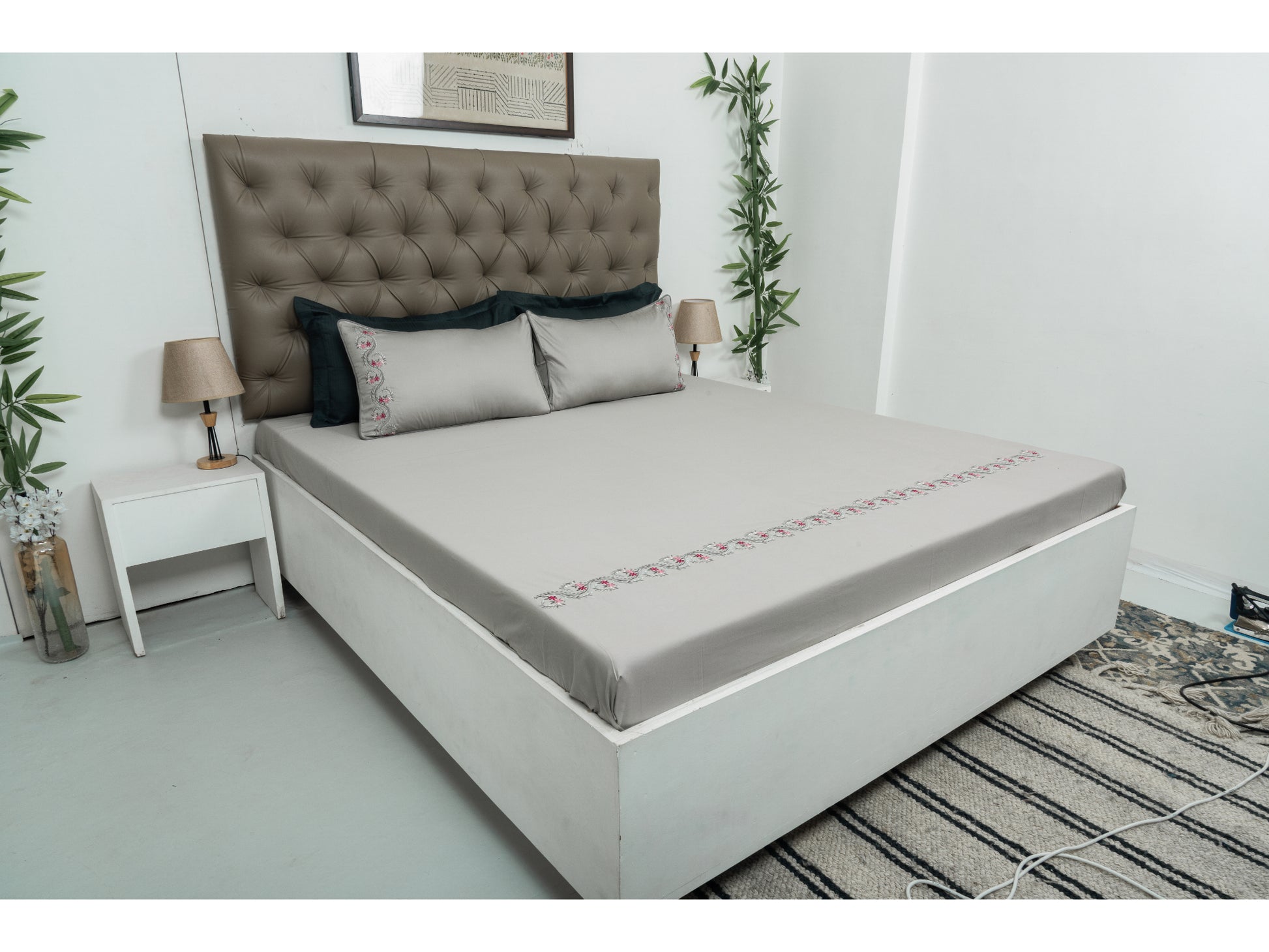 EMBROIDERY BEDSHEET 100% COTTON (3PCS) - Bedding Bliss