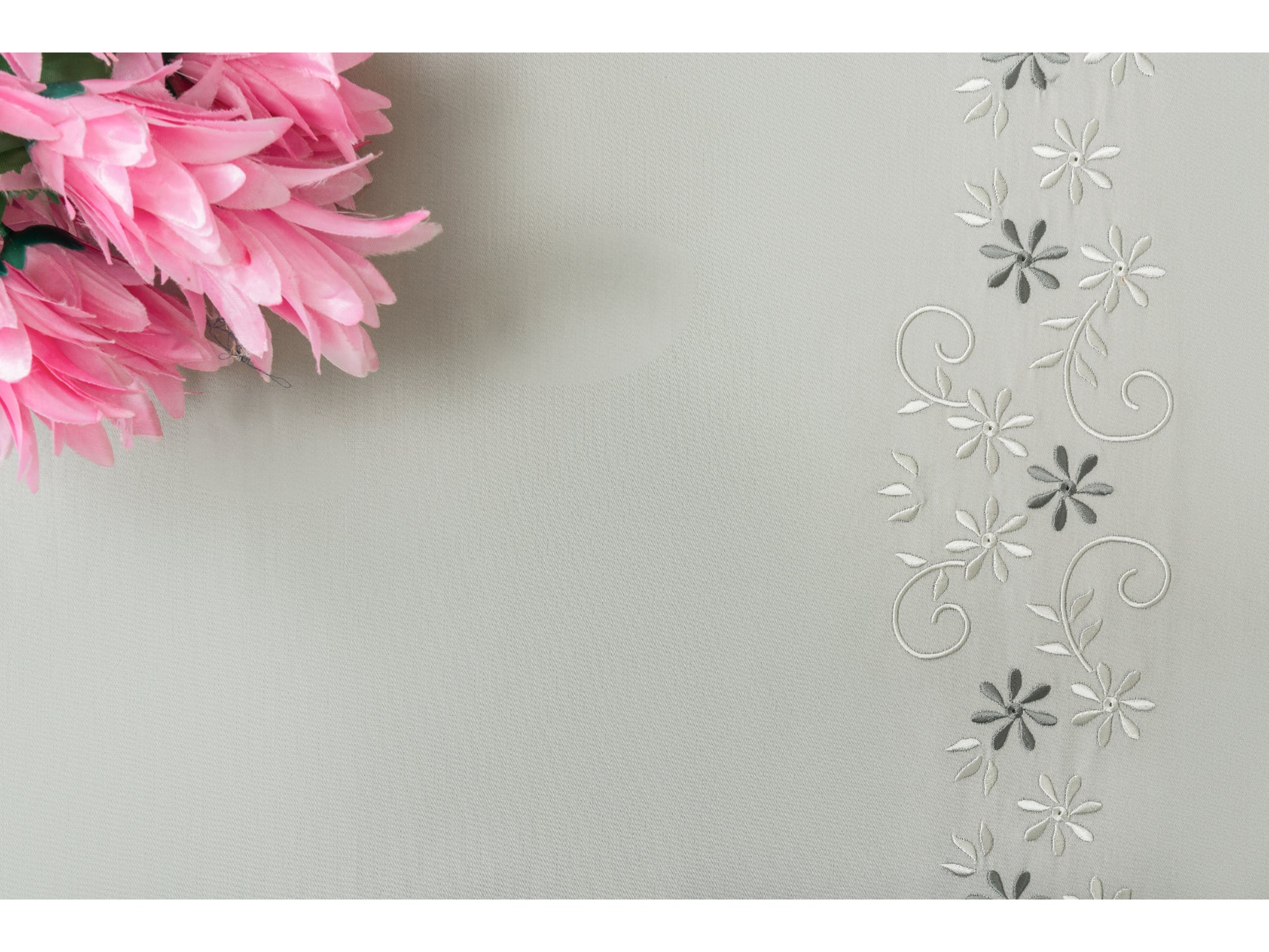 EMBROIDERY BEDSHEET 100% COTTON (3PCS) - Bedding Bliss