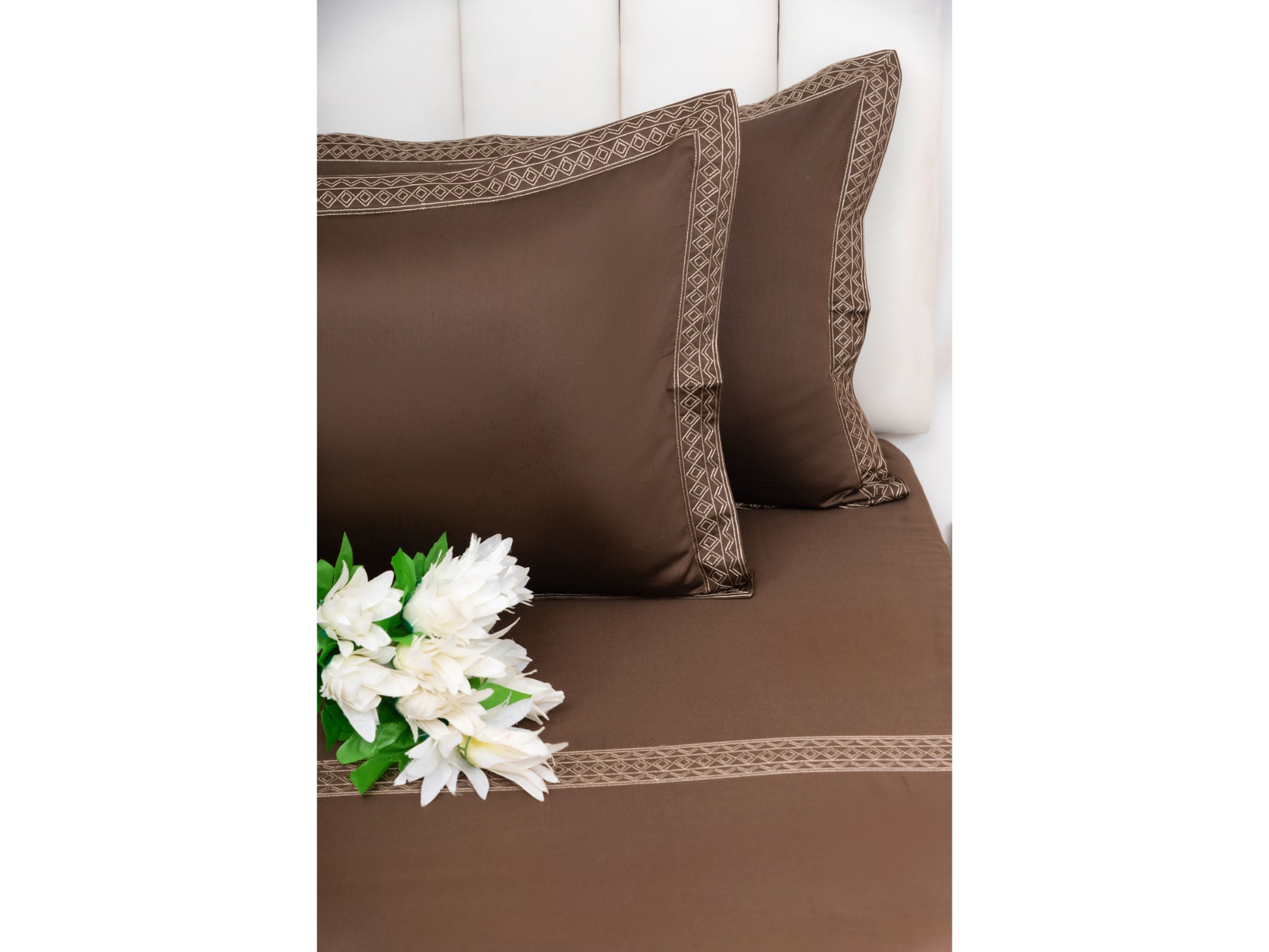 EMBROIDERY BEDSHEET 100% COTTON (3PCS) - Bedding Bliss