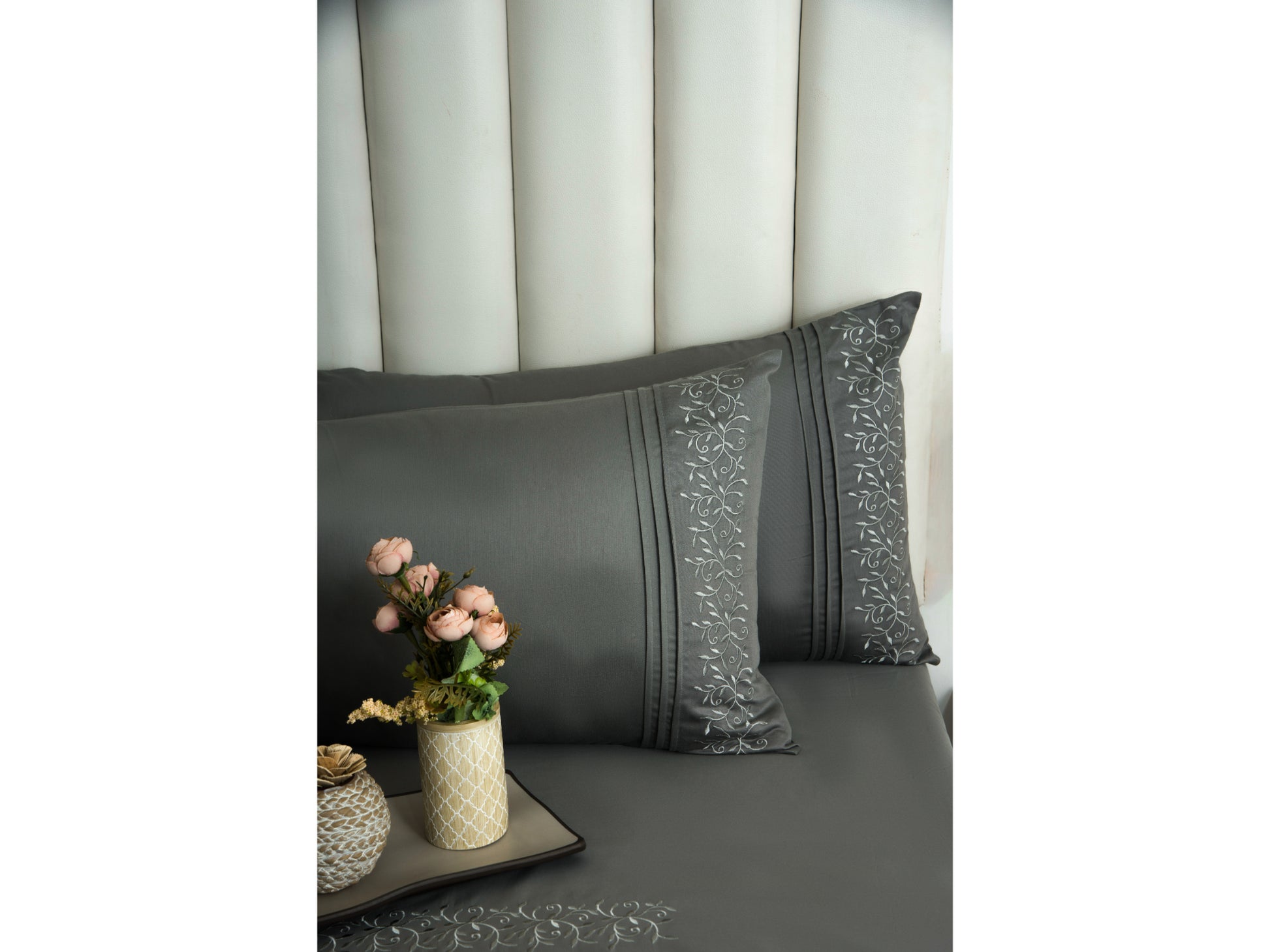 EMBROIDERY BEDSHEET 100% COTTON (3PCS) - Bedding Bliss