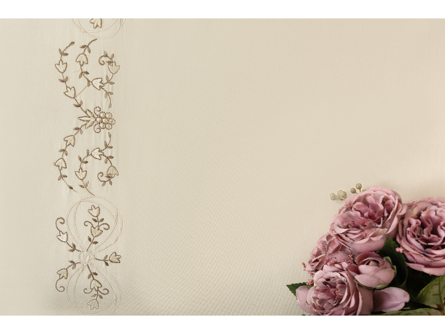 EMBROIDERY BEDSHEET 100% COTTON (3PCS)
