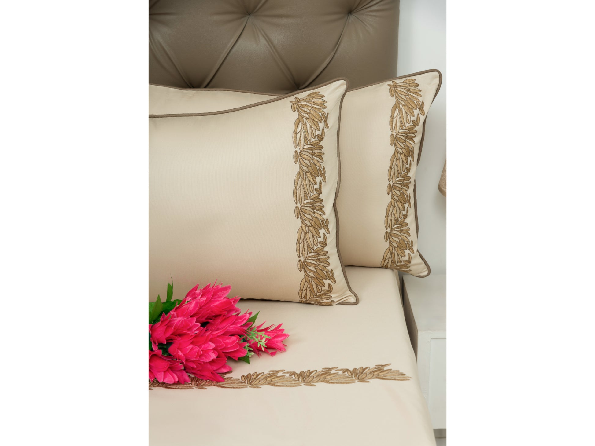 EMBROIDERY BEDSHEET 100% COTTON (3PCS) - Bedding Bliss