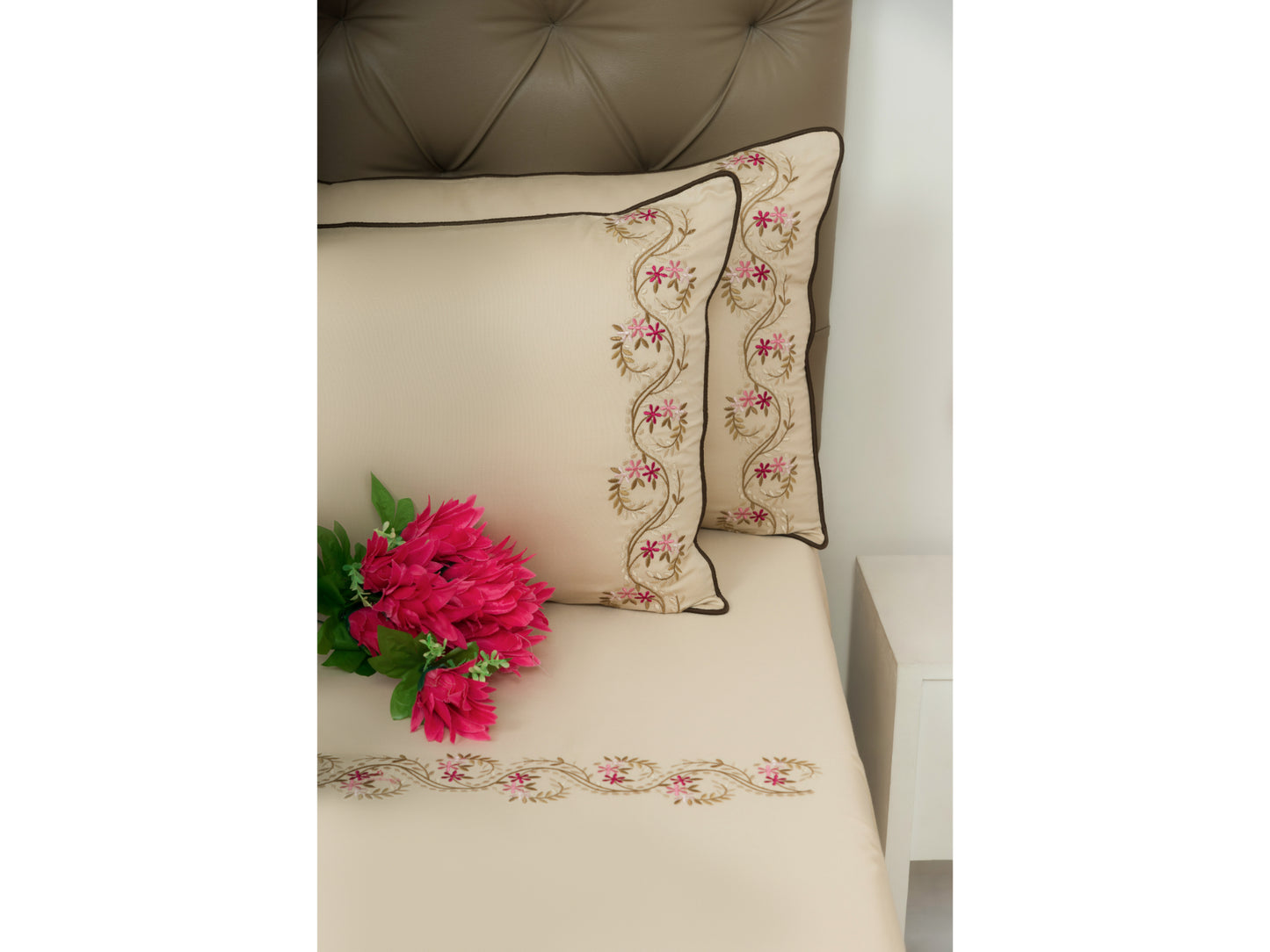 EMBROIDERY BEDSHEET 100% COTTON (3PCS)