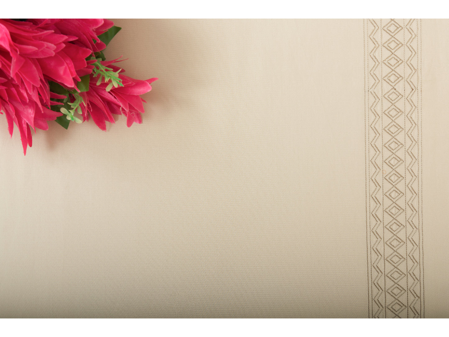 EMBROIDERY BEDSHEET 100% COTTON (3PCS) - Bedding Bliss