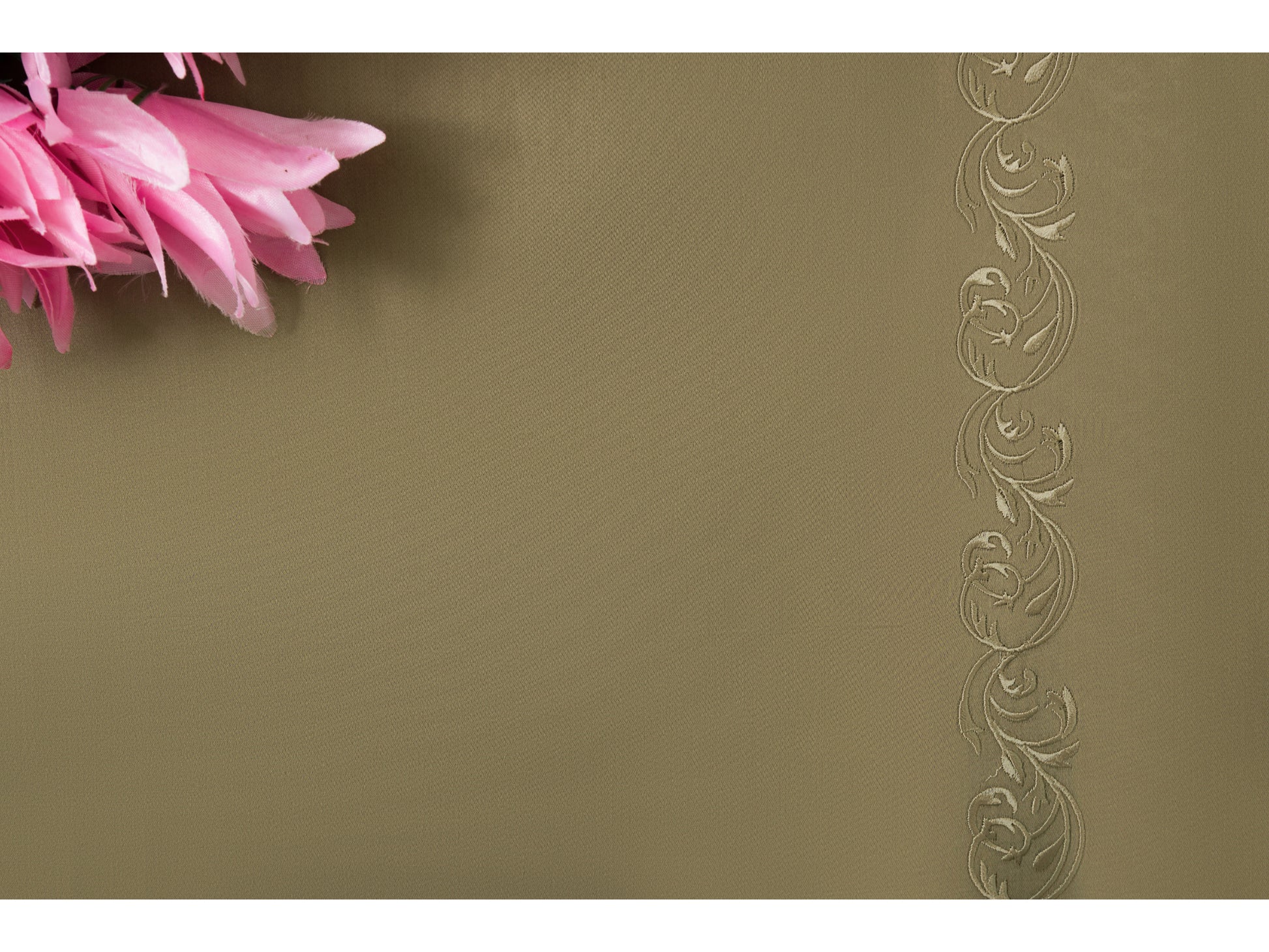 EMBROIDERY BEDSHEET 100% COTTON (3PCS) - Bedding Bliss