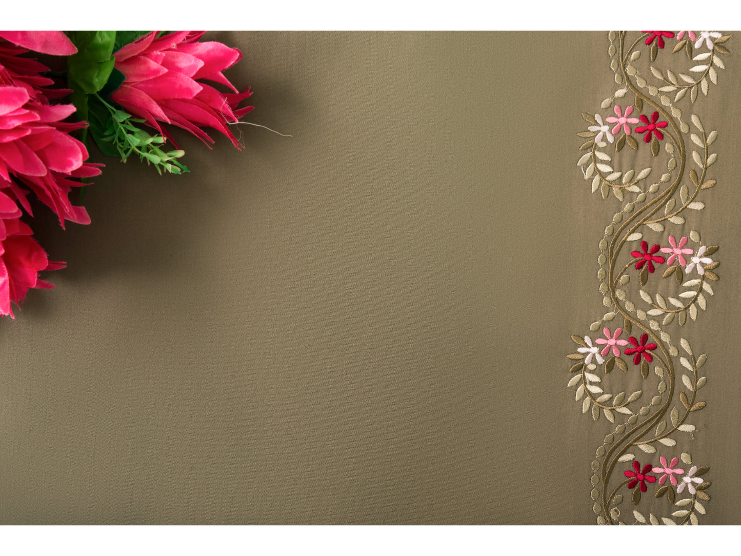 EMBROIDERY BEDSHEET 100% COTTON (3PCS)