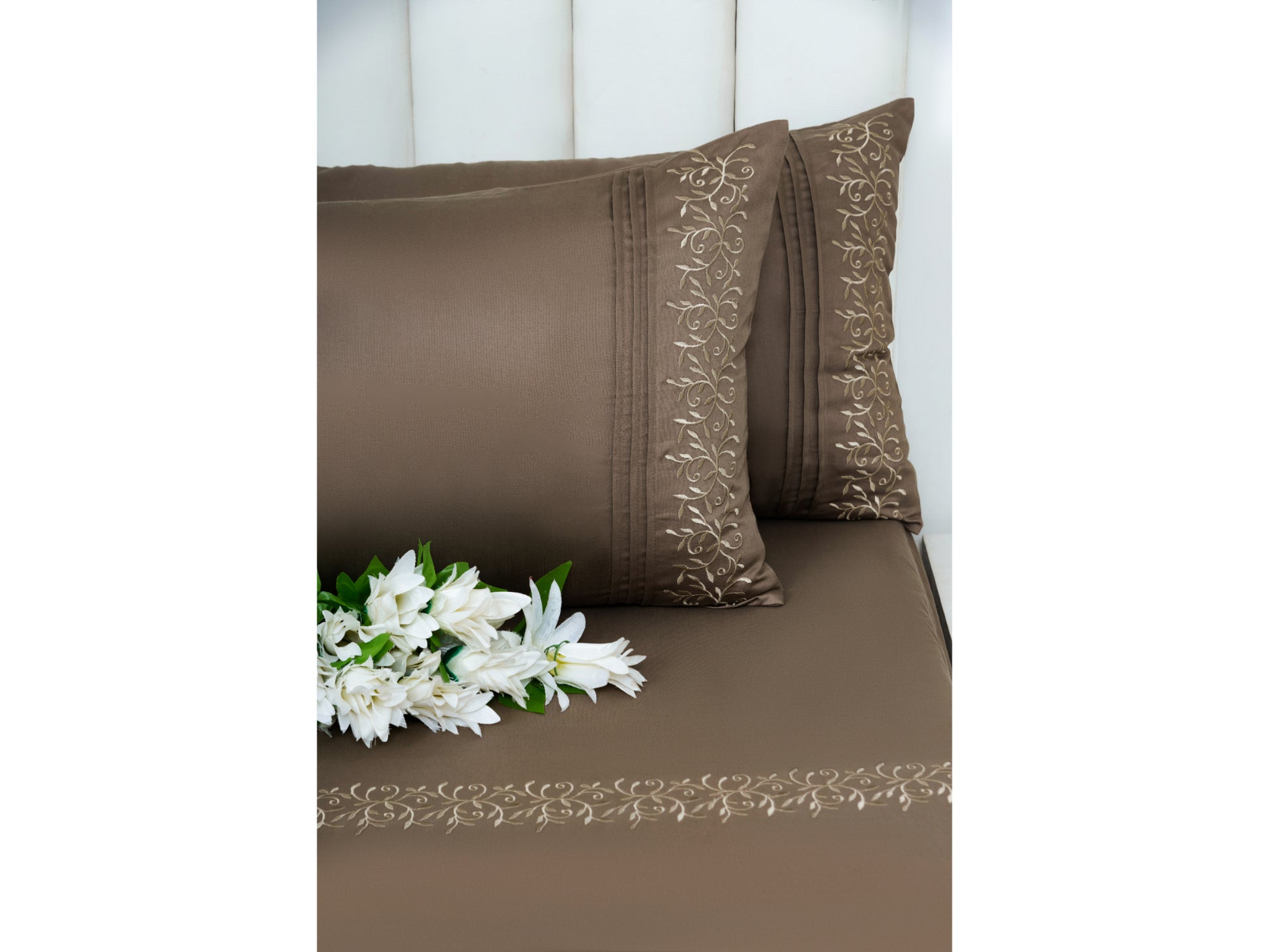 EMBROIDERY BEDSHEET 100% COTTON (3PCS) - Bedding Bliss