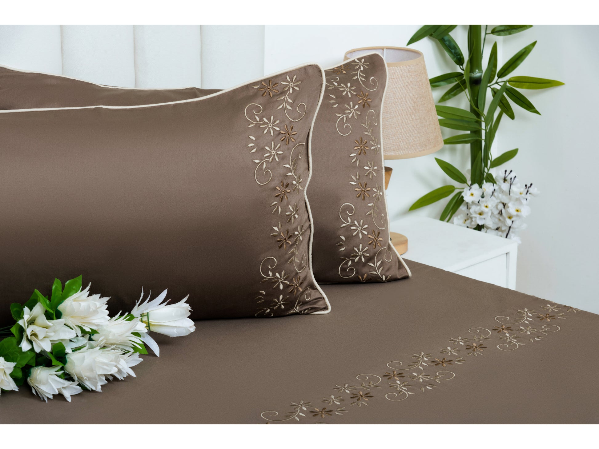 EMBROIDERY BEDSHEET 100% COTTON (3PCS) - Bedding Bliss