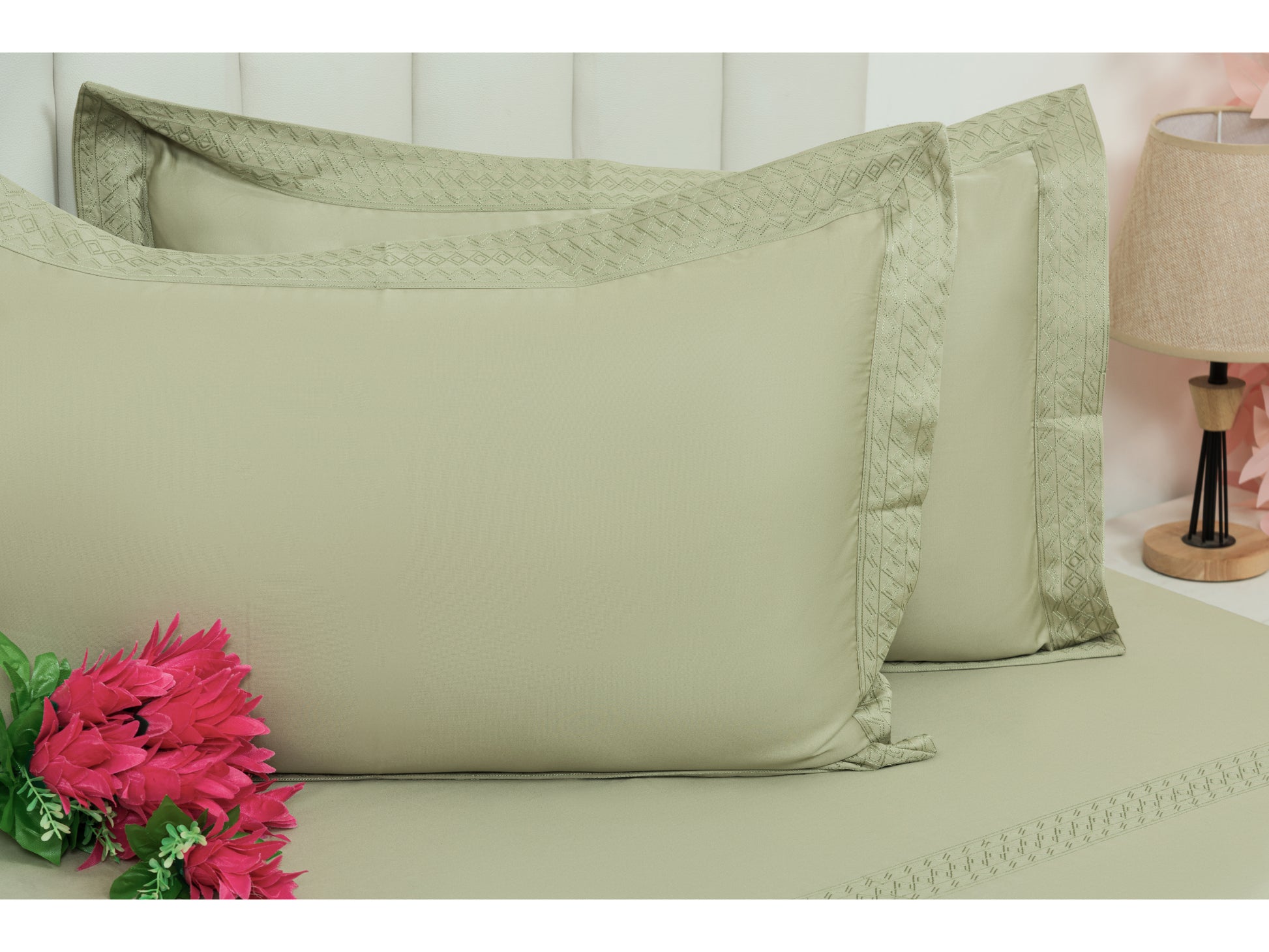 EMBROIDERY BEDSHEET 100% COTTON (3PCS) - Bedding Bliss