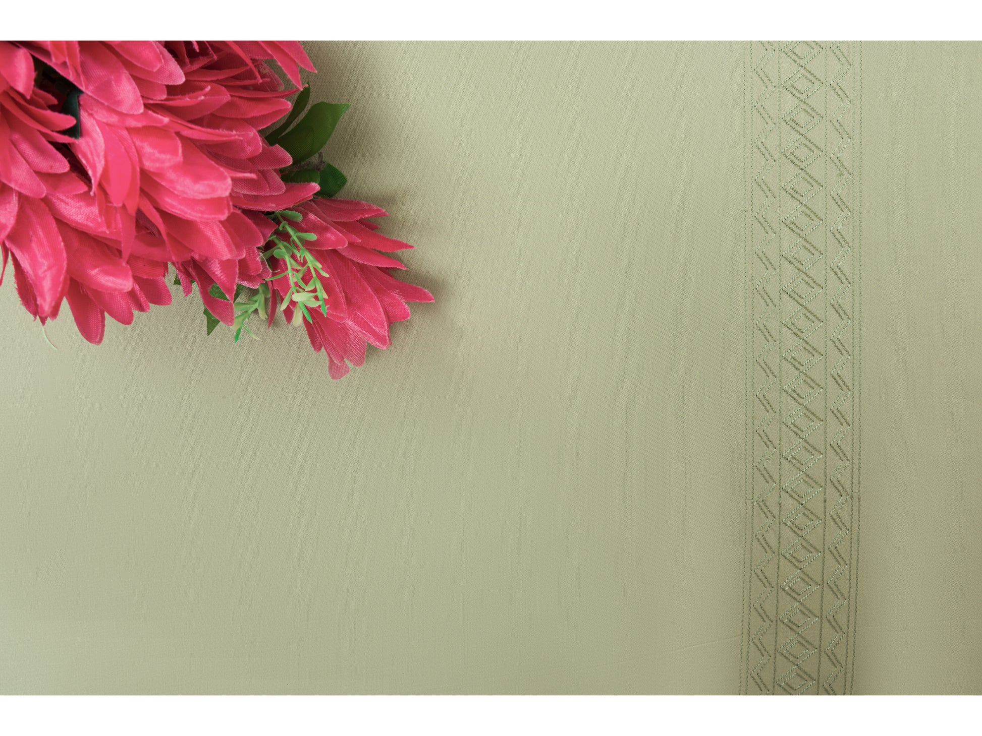 EMBROIDERY BEDSHEET 100% COTTON (3PCS) - Bedding Bliss