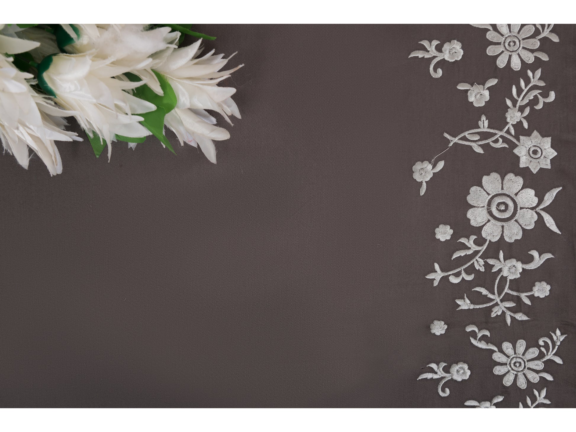 EMBROIDERY BEDSHEET 100% COTTON (3PCS) - Bedding Bliss