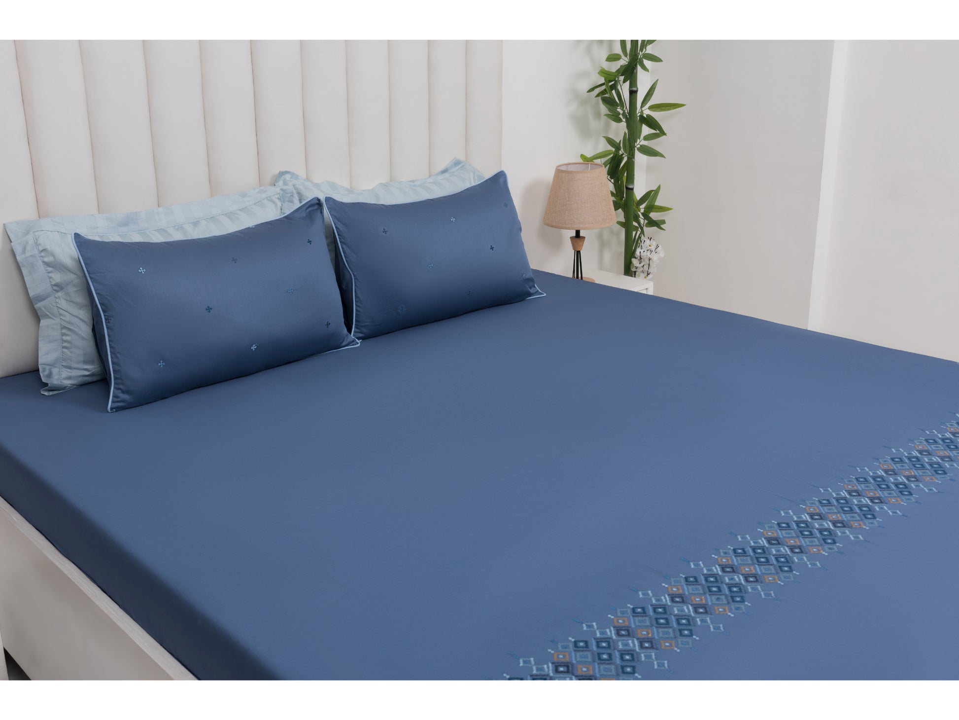 EMBROIDERY BEDSHEET 100% COTTON (3PCS) - Bedding Bliss