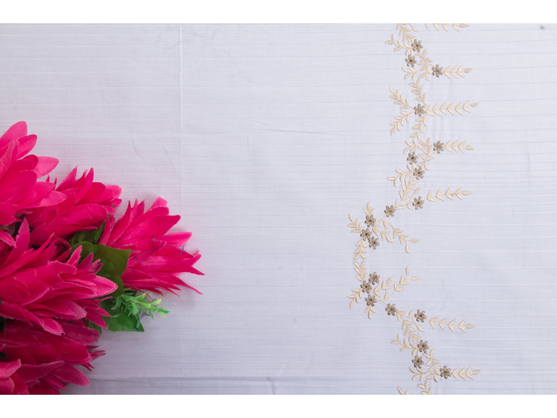 EMBROIDERY BEDSHEET 100% COTTON (3PCS) - Bedding Bliss