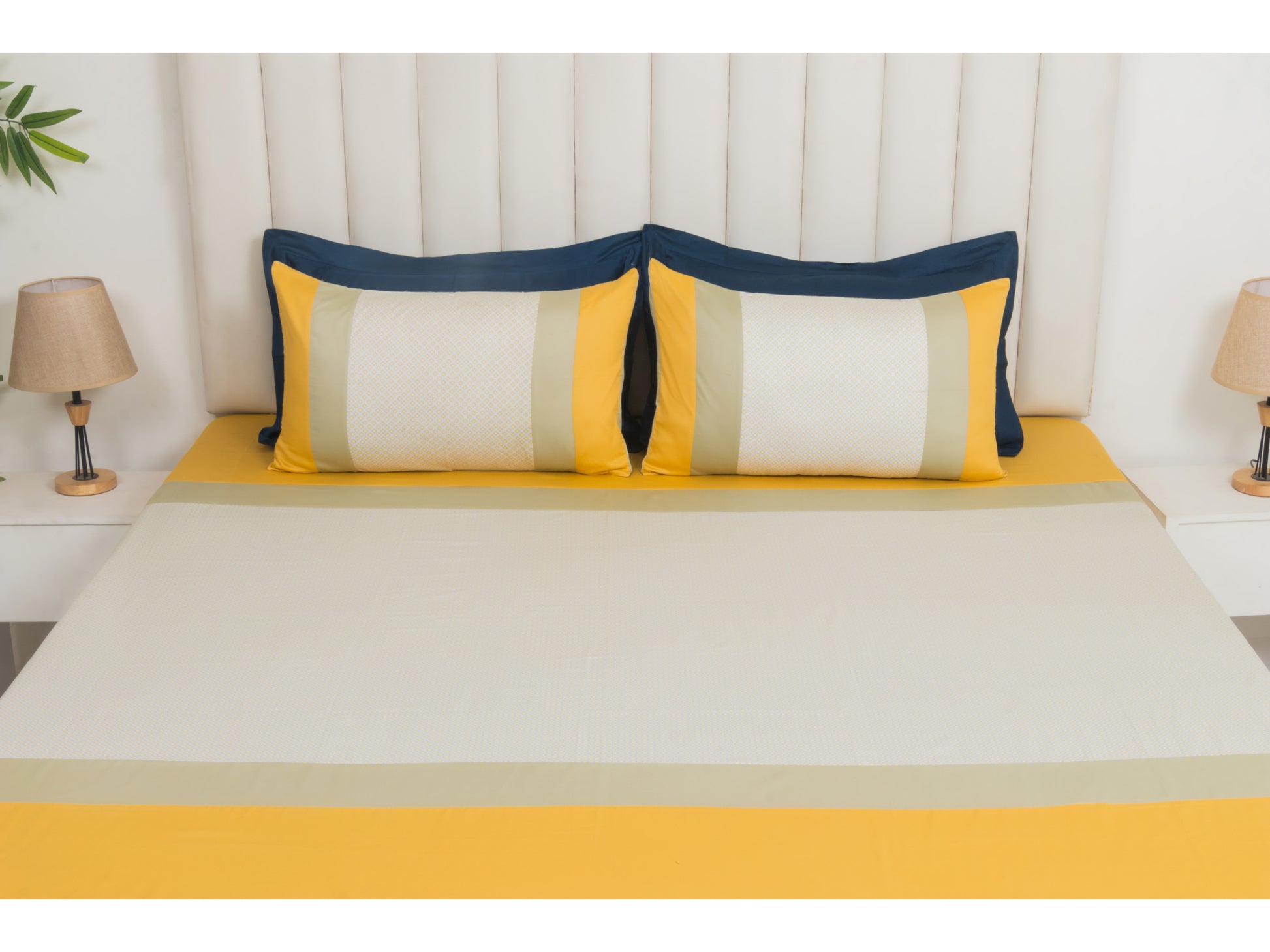 PRINTED WITH PATCH WORK 100% COTTON BEDSHEET (3PCS, GOLD) - Bedding Bliss