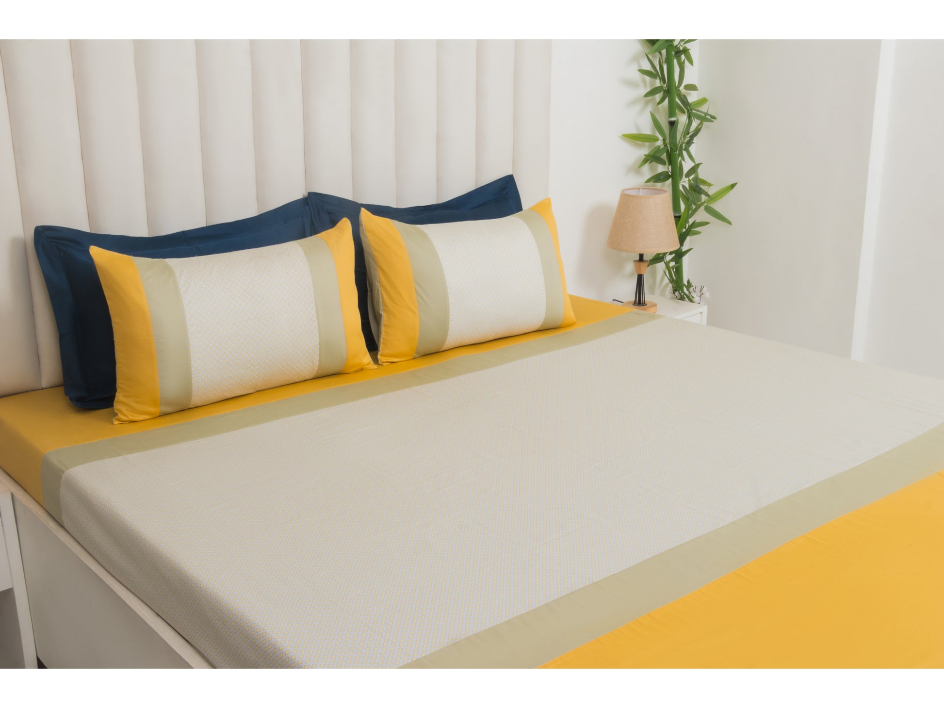 PRINTED WITH PATCH WORK 100% COTTON BEDSHEET (3PCS, GOLD) - Bedding Bliss