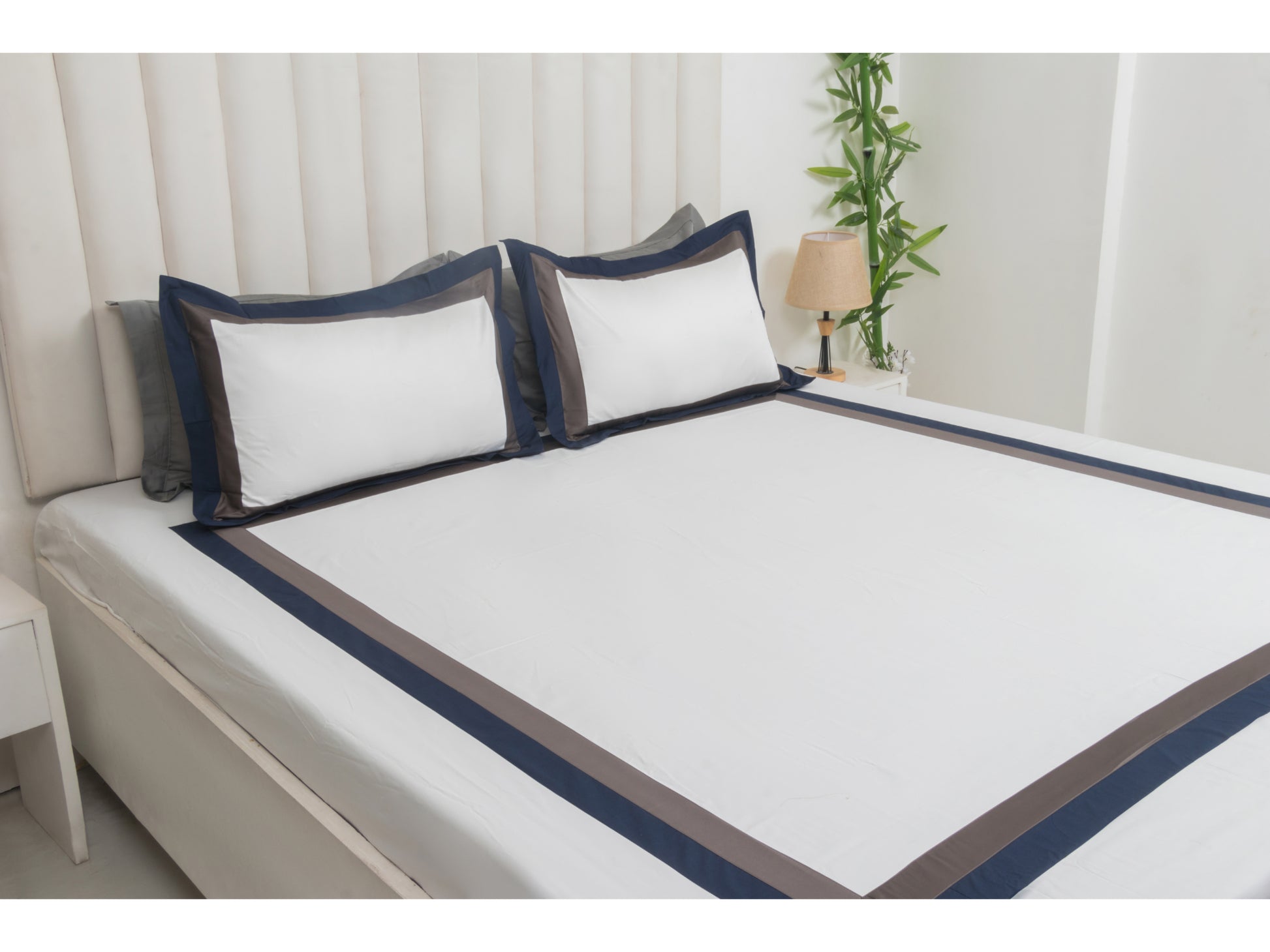 PATCH WORK BEDSHEET 100% COTTON (3 PCS, WHITE) - Bedding Bliss