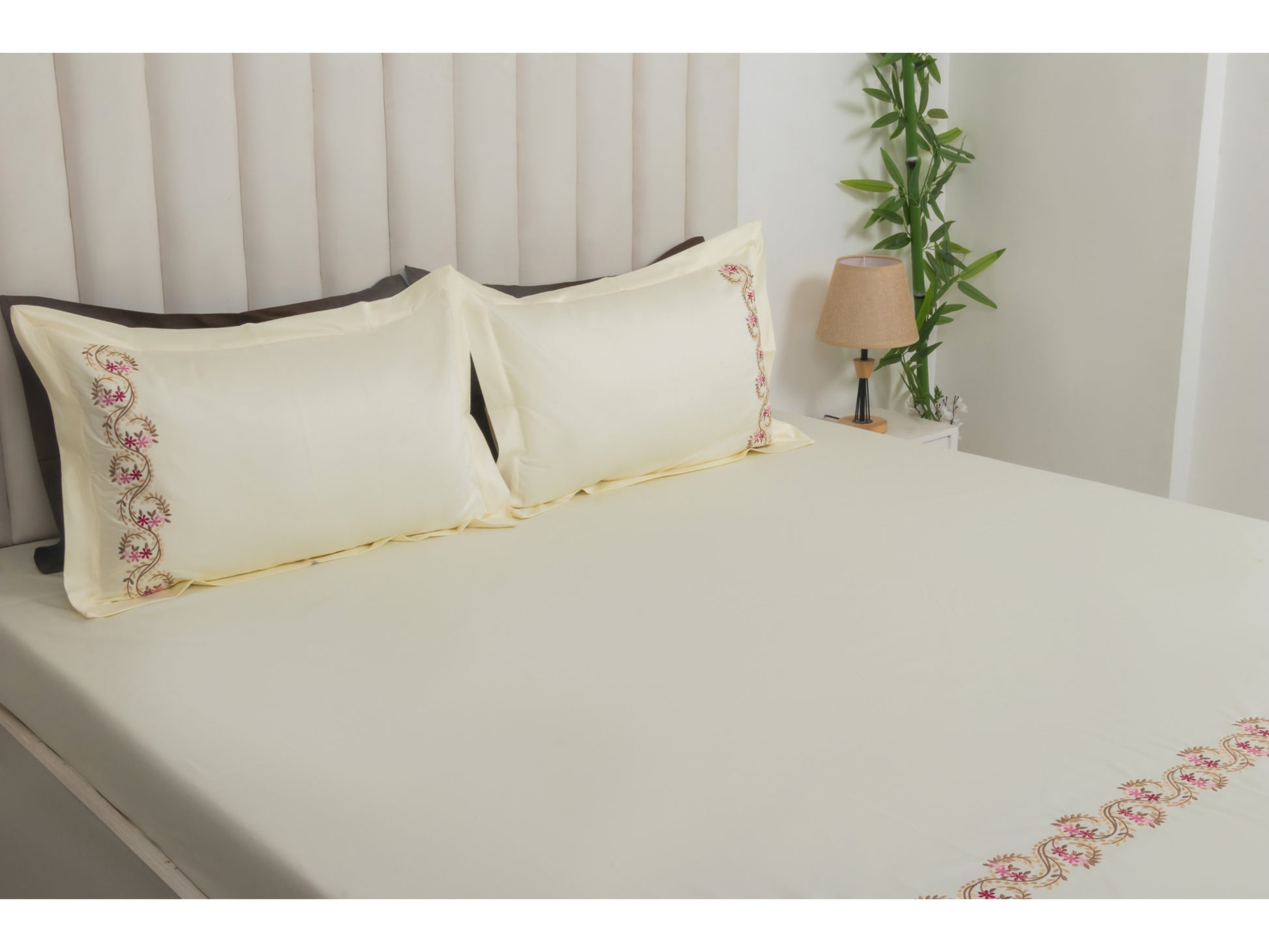 EMBROIDERY BEDSHEET 100% COTTON (3PCS) - Bedding Bliss