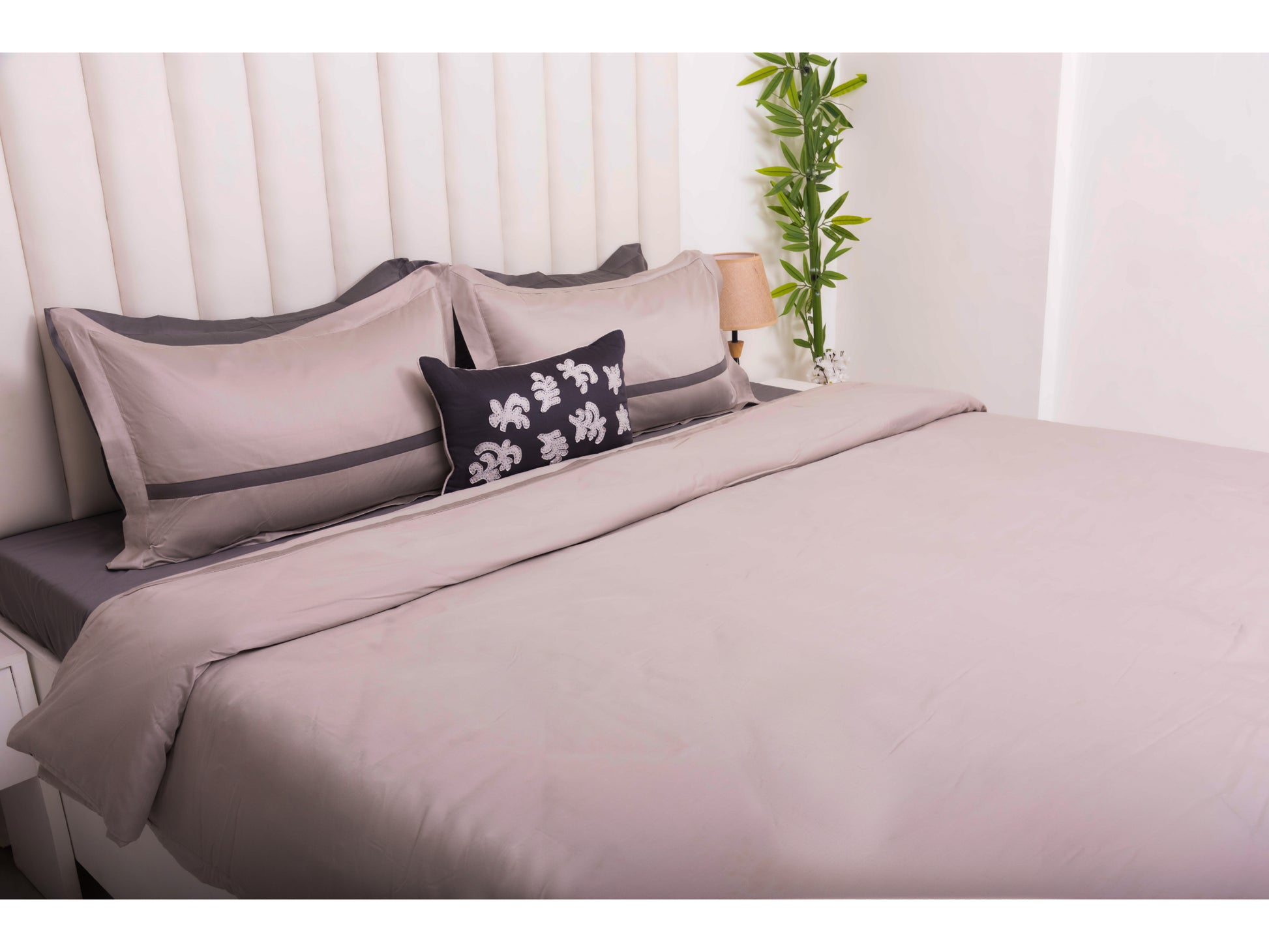 PATCH WORK BEDDING SET 100% COTTON (9 PCS, SILVER GREY) - Bedding Bliss