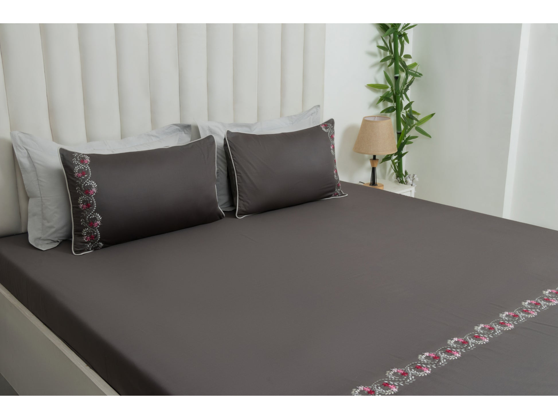 EMBROIDERY BEDSHEET 100% COTTON (3PCS) - Bedding Bliss