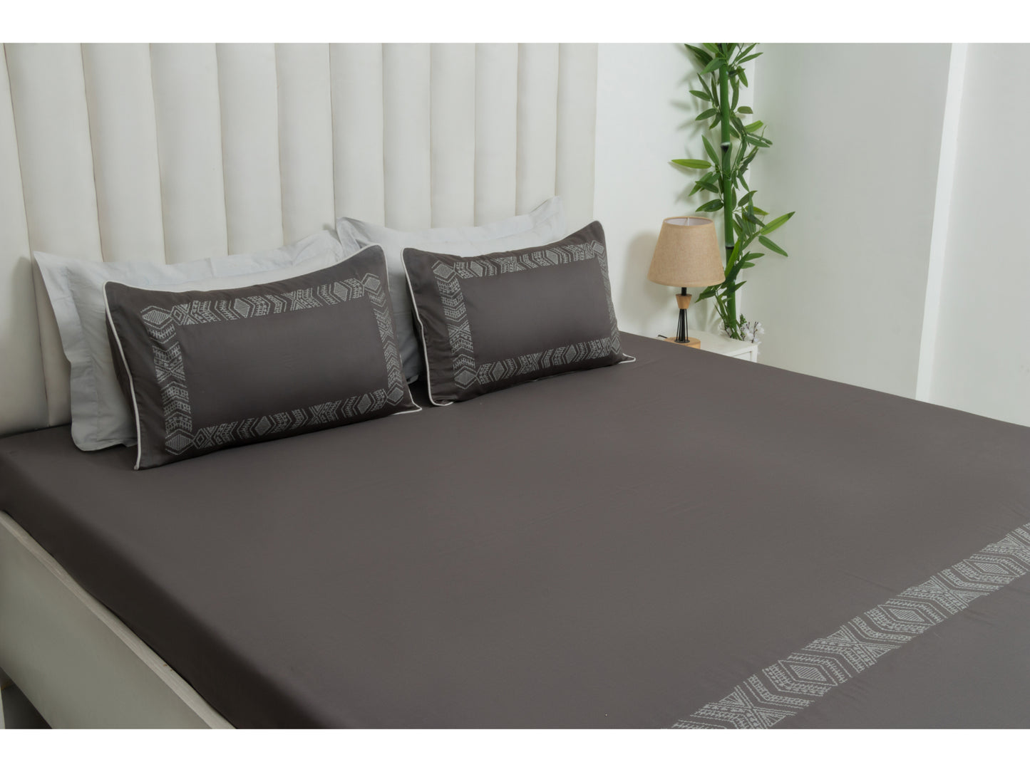 EMBROIDERY BEDSHEET 100% COTTON (3PCS) - Bedding Bliss