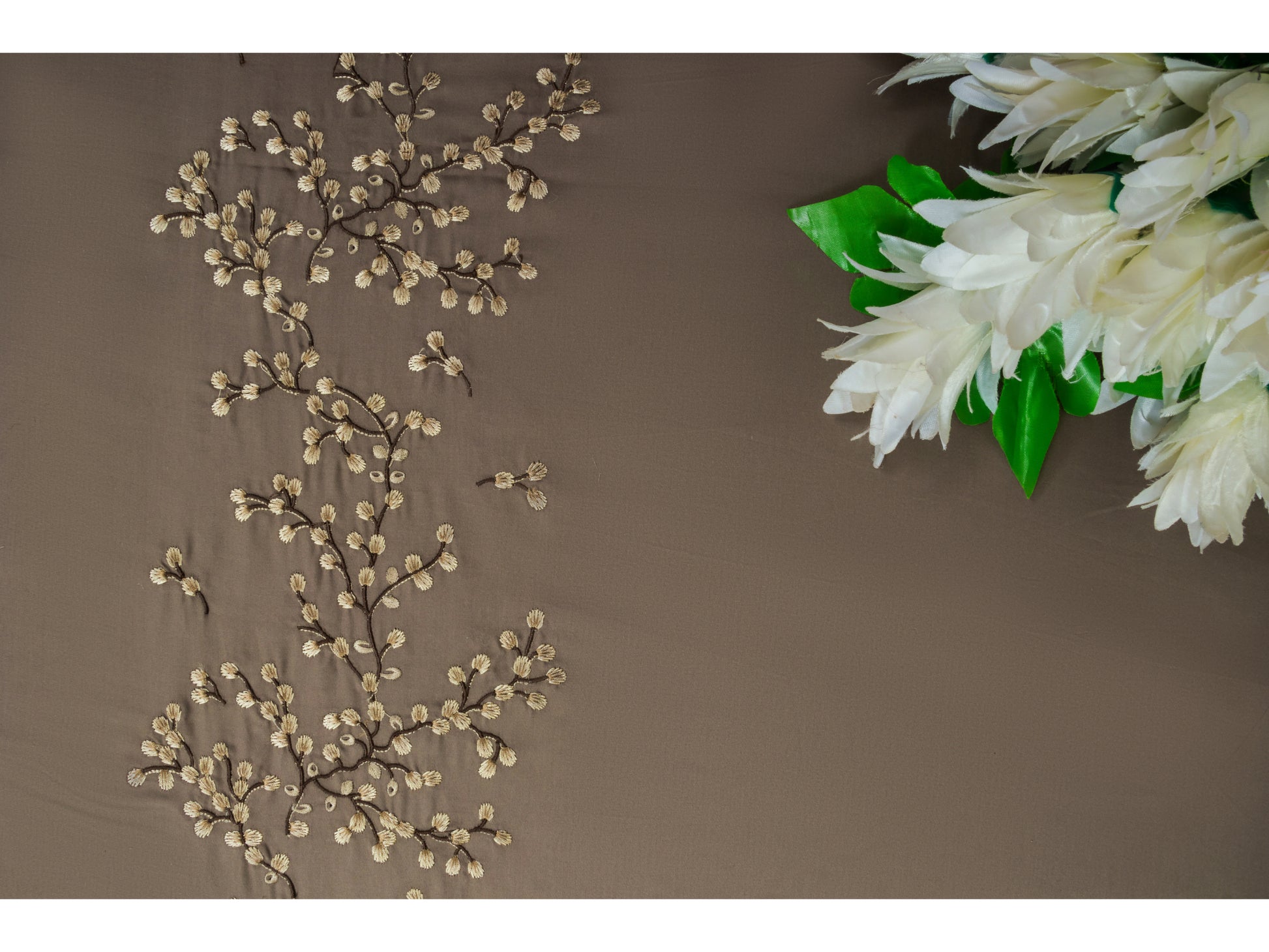 EMBROIDERY BEDSHEET 100% COTTON (3PCS) - Bedding Bliss