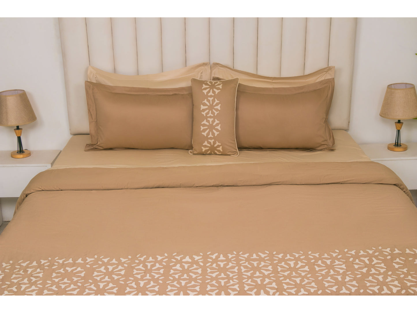 APLIC HAND WORK BEDDING SET 100% COTTON (9 PCS)