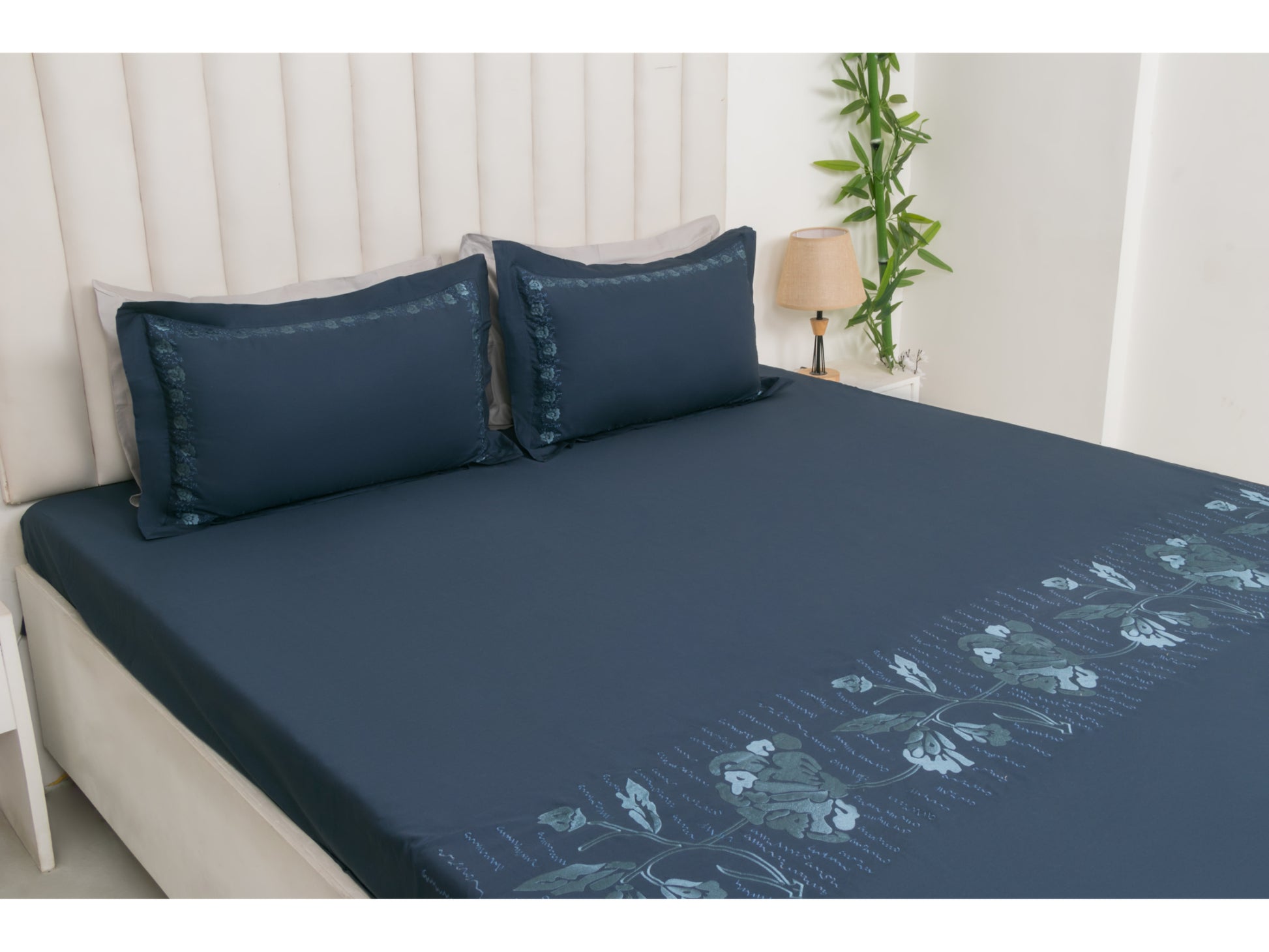 EMBROIDERY BEDSHEET 100% COTTON (3PCS) - Bedding Bliss