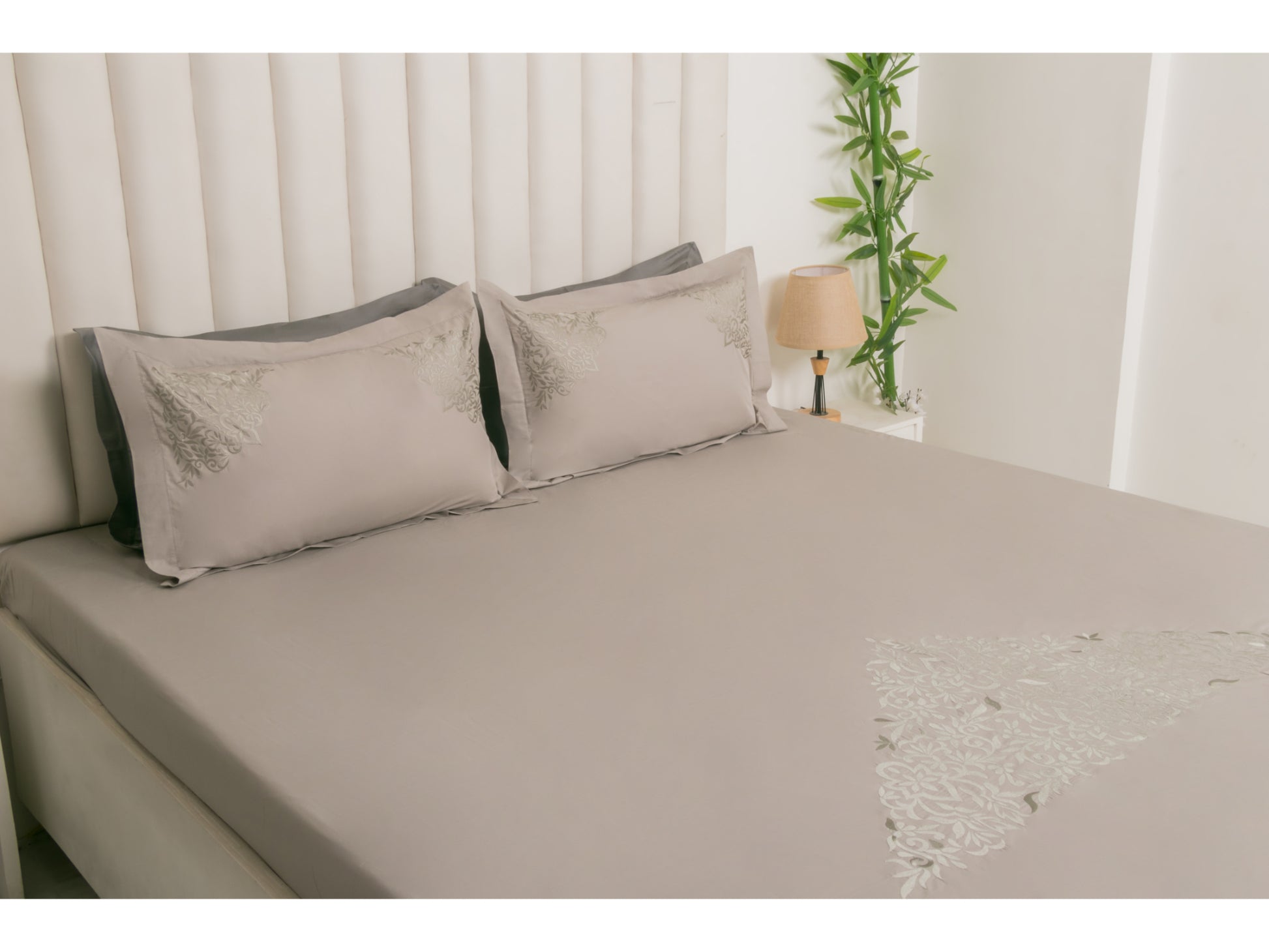 EMBROIDERY BEDSHEET 100% COTTON (3PCS) - Bedding Bliss