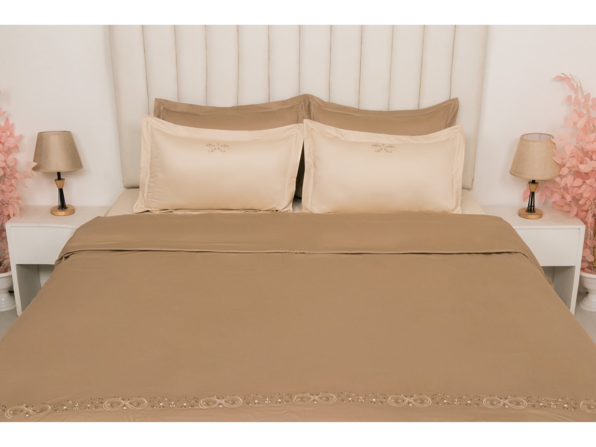 BEDSHEET WITH DOHOR SET 100% COTTON (4 PCS, PEARL WITH TAUPE) - Bedding Bliss