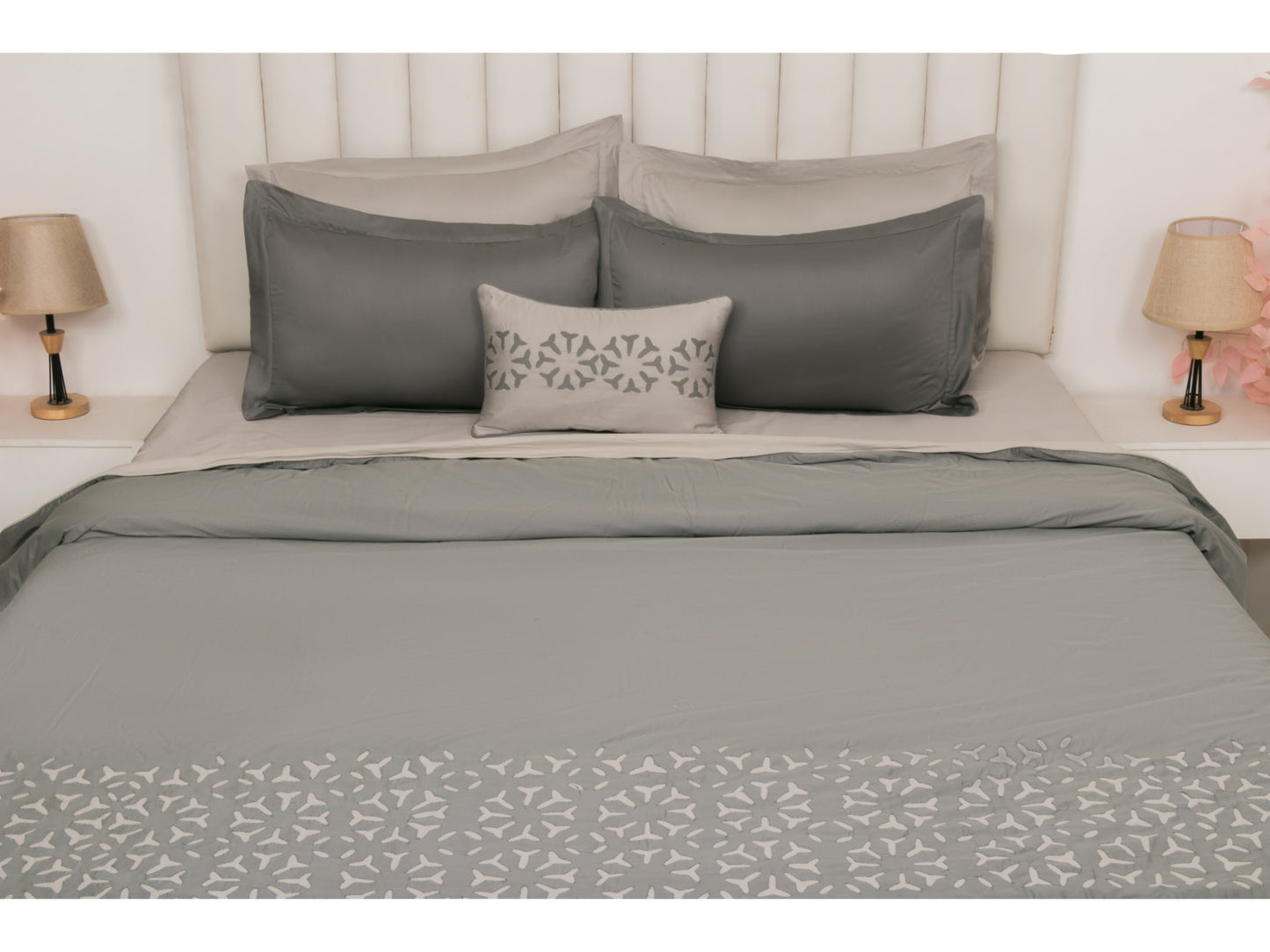 APLIC HAND WORK BEDDING SET 100% COTTON (9 PCS)