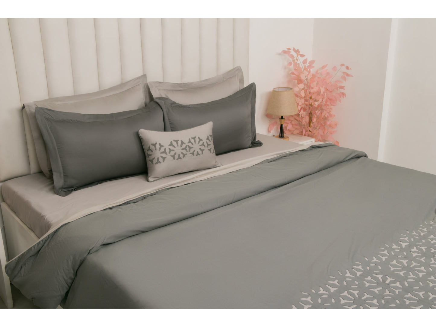 APLIC HAND WORK BEDDING SET 100% COTTON (9 PCS)
