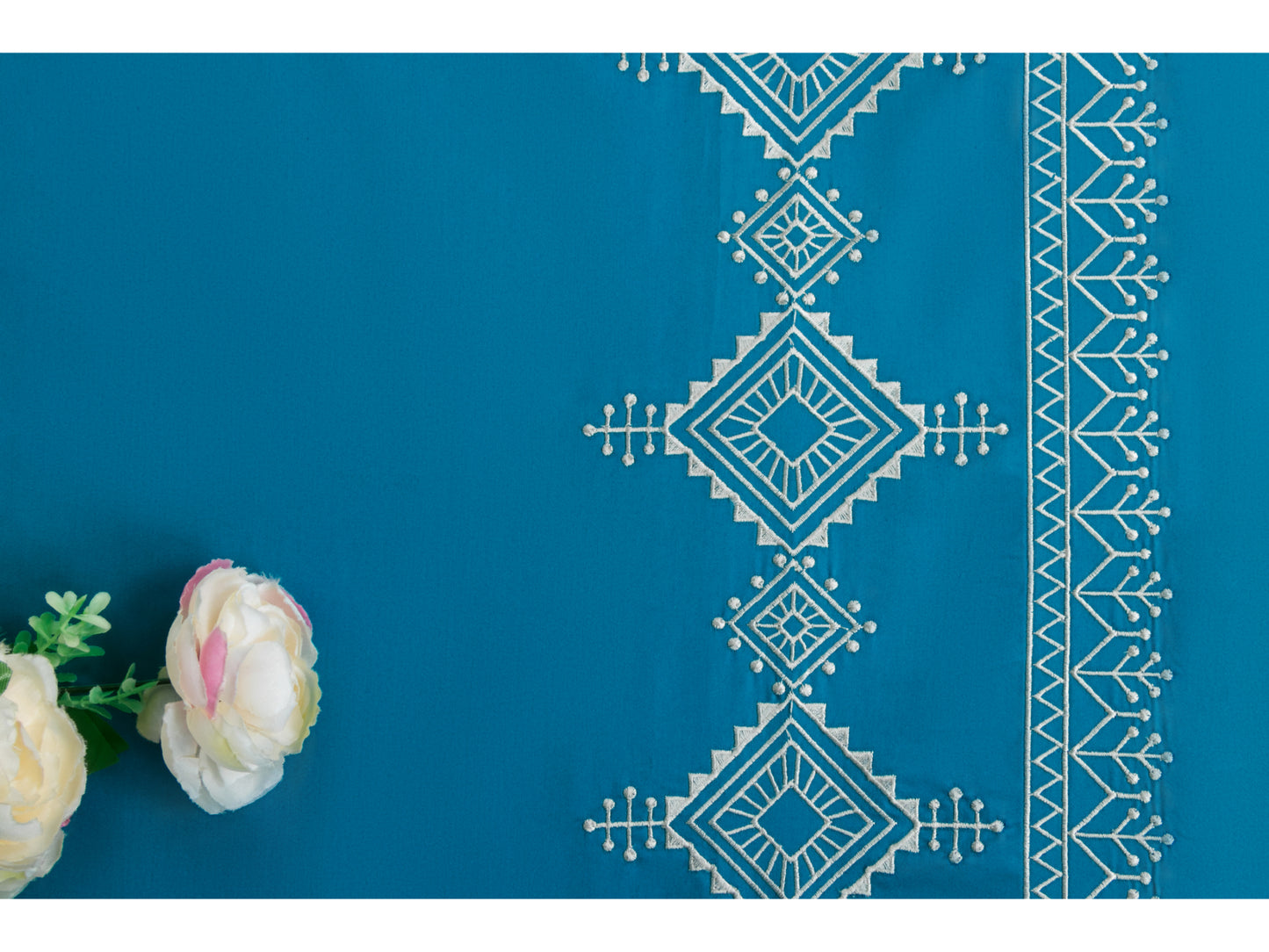 EMBROIDERY BEDSHEET 100% COTTON (3PCS) - Bedding Bliss
