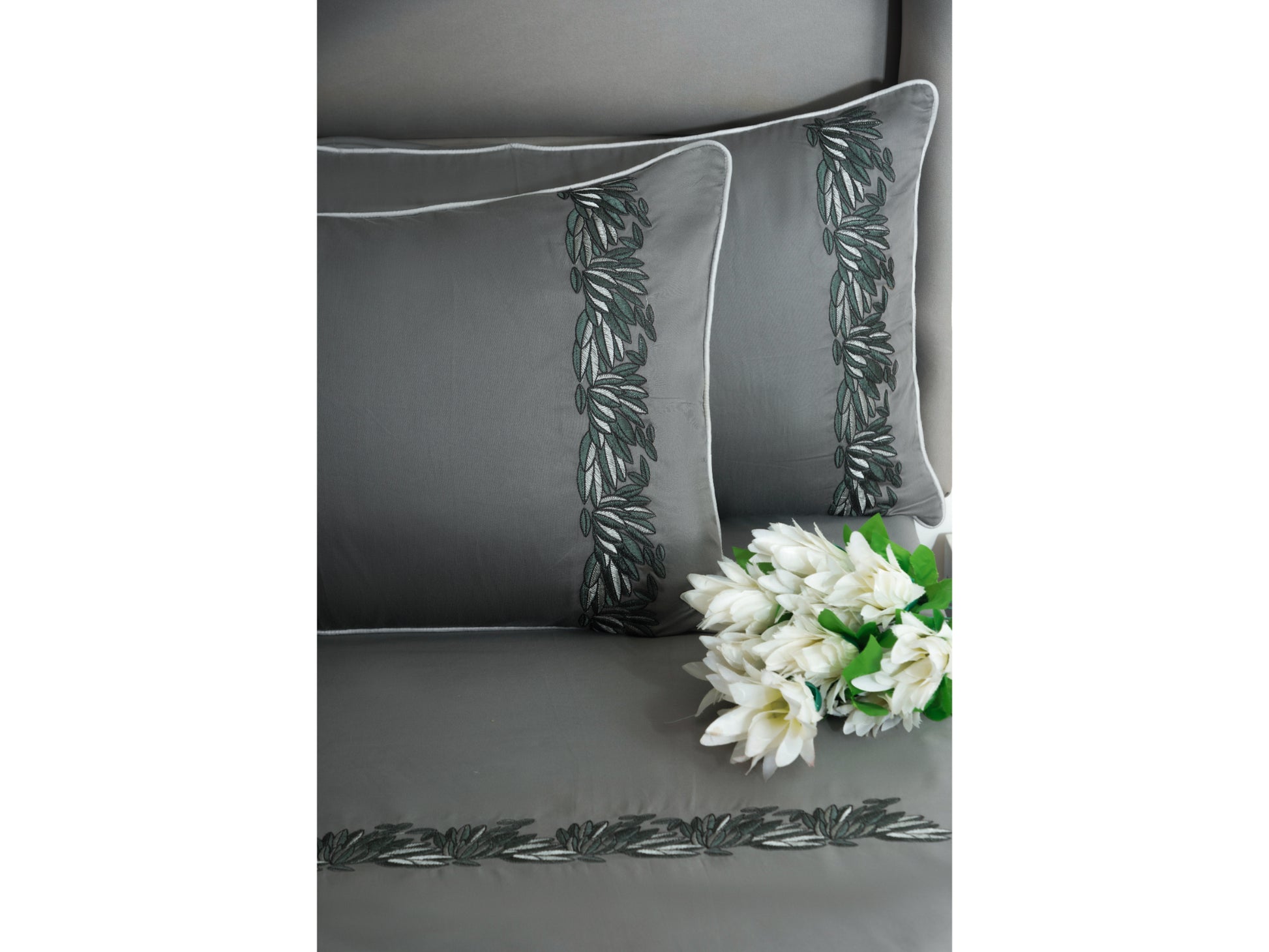 EMBROIDERY BEDSHEET 100% COTTON (3PCS) - Bedding Bliss