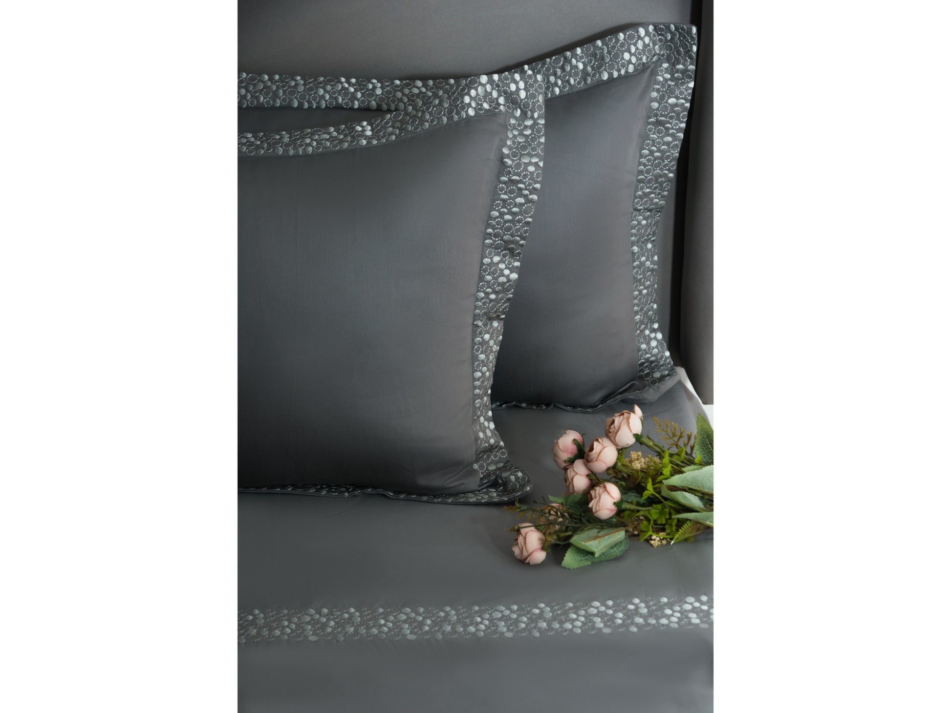 EMBROIDERY BEDSHEET 100% COTTON (3PCS) - Bedding Bliss