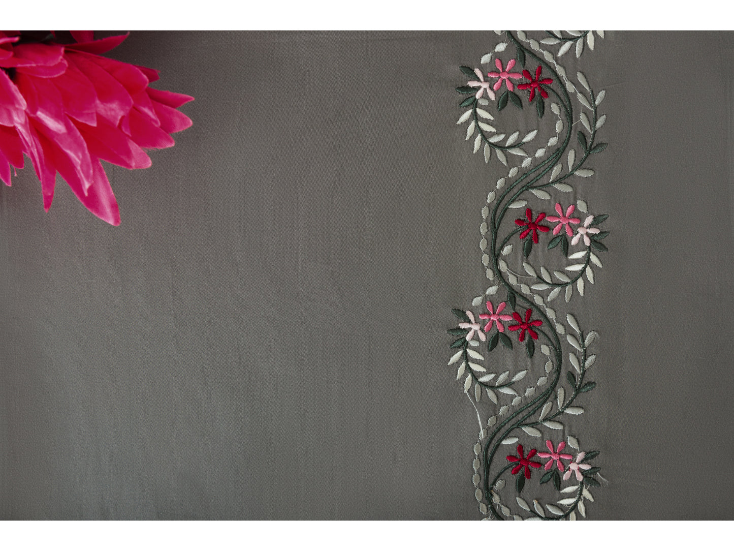 EMBROIDERY BEDSHEET 100% COTTON (3PCS)