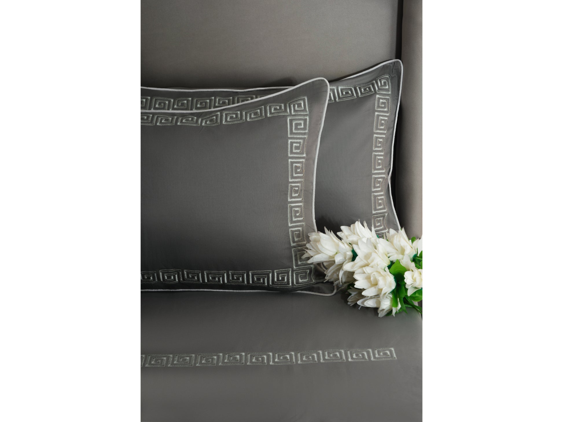 EMBROIDERY BEDSHEET 100% COTTON (3PCS) - Bedding Bliss