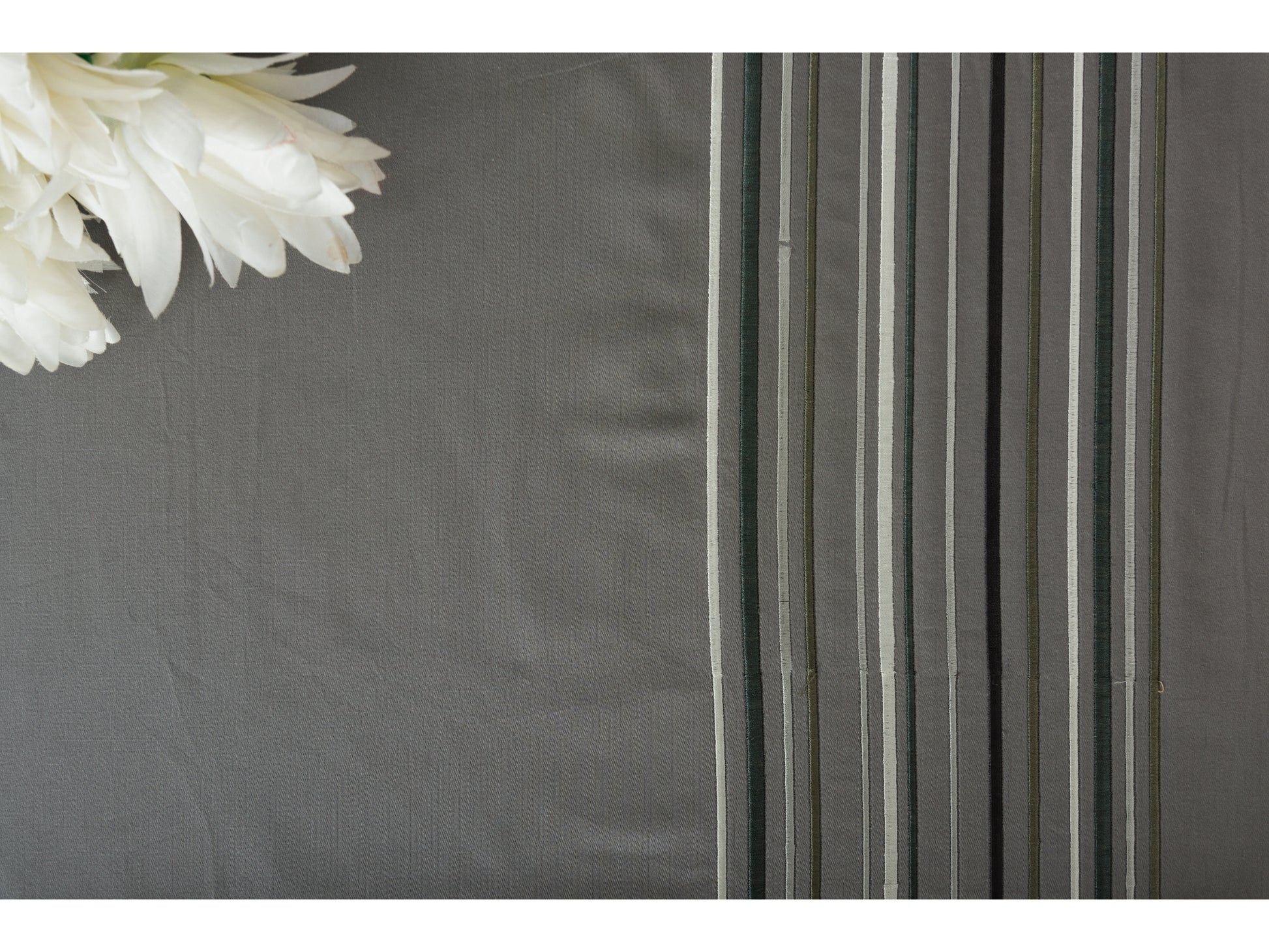 EMBROIDERY BEDSHEET 100% COTTON (3PCS) - Bedding Bliss