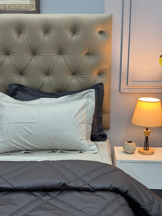 PREMIUM BEDSHEET WITH COMFORTER SET (CHARCOAL GREY, 6 PCS) - Bedding Bliss