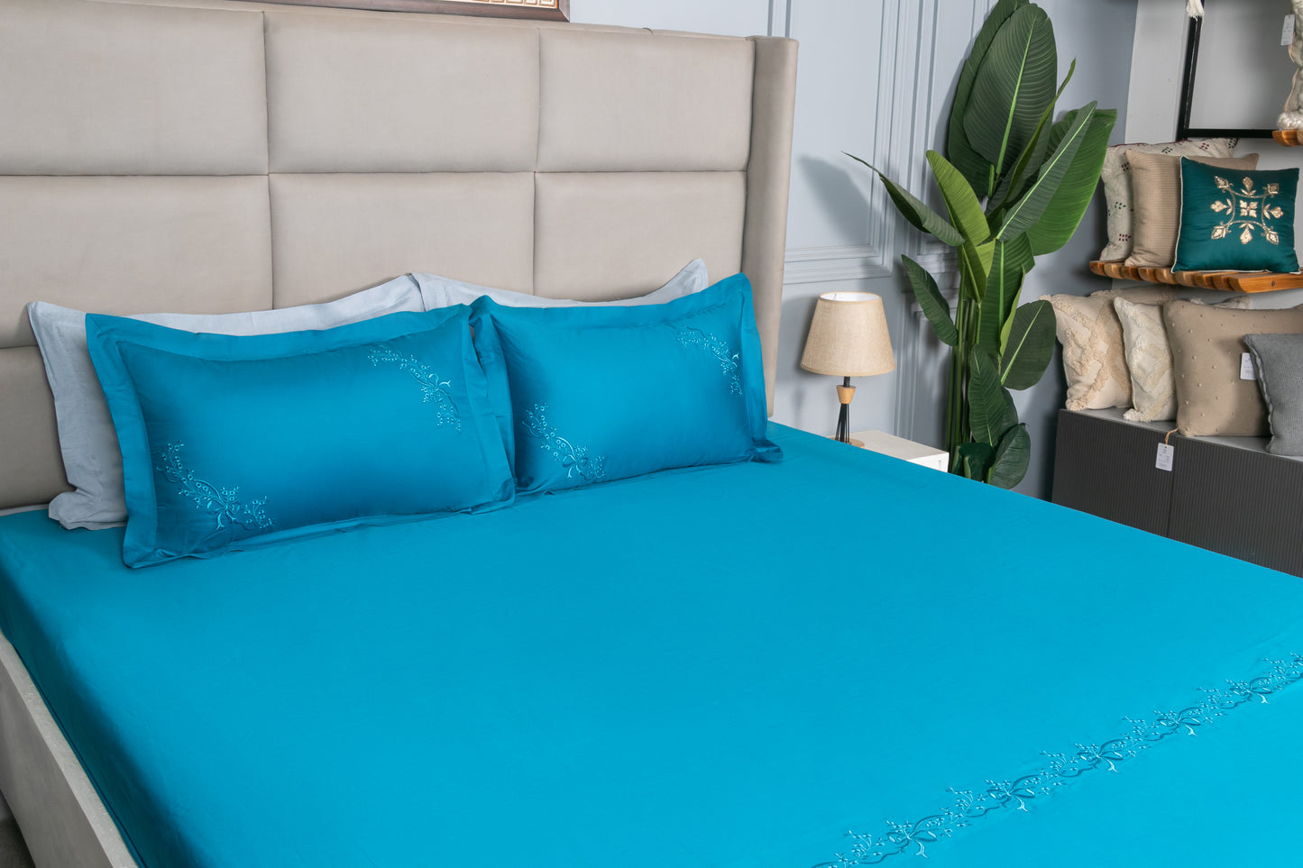 EMBROIDERY BEDSHEET 100% COTTON (MOAR PICH, 3PCS) - Bedding Bliss