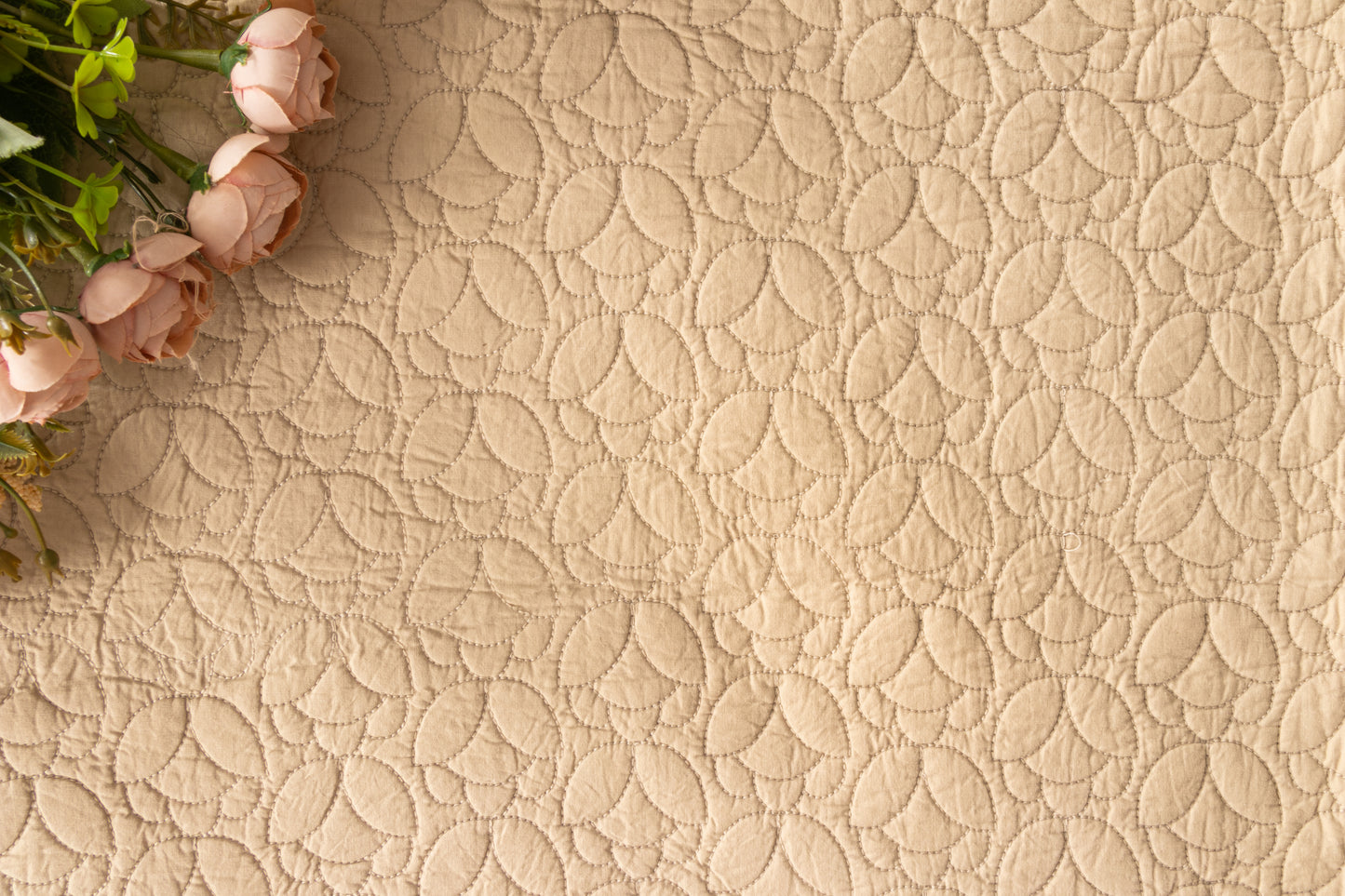 SCALLOPED LEAF QUILTED BEDSPREAD (BEIGE, 3PCS)