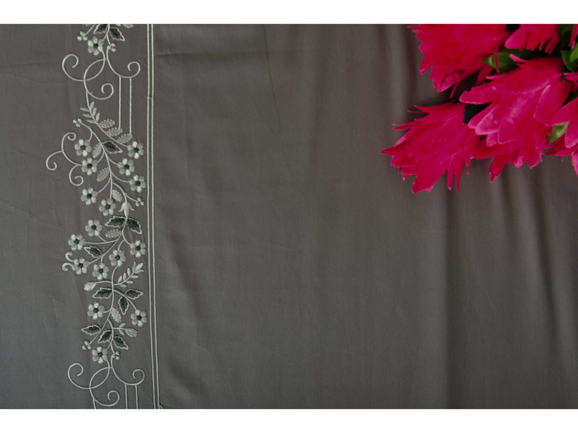 EMBROIDERY BEDSHEET 100% COTTON (3PCS) - Bedding Bliss