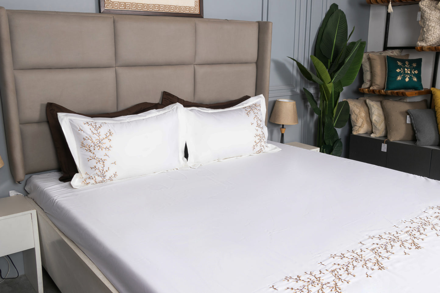 EMBROIDERY BEDSHEET 100% COTTON (3PCS) - Bedding Bliss