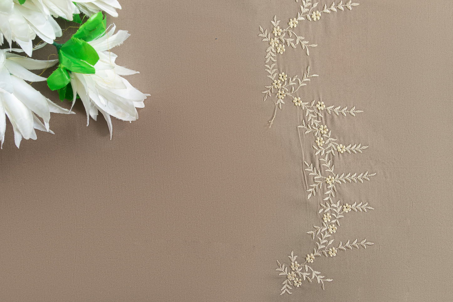 EMBROIDERY BEDSHEET 100% COTTON (3PCS) - Bedding Bliss