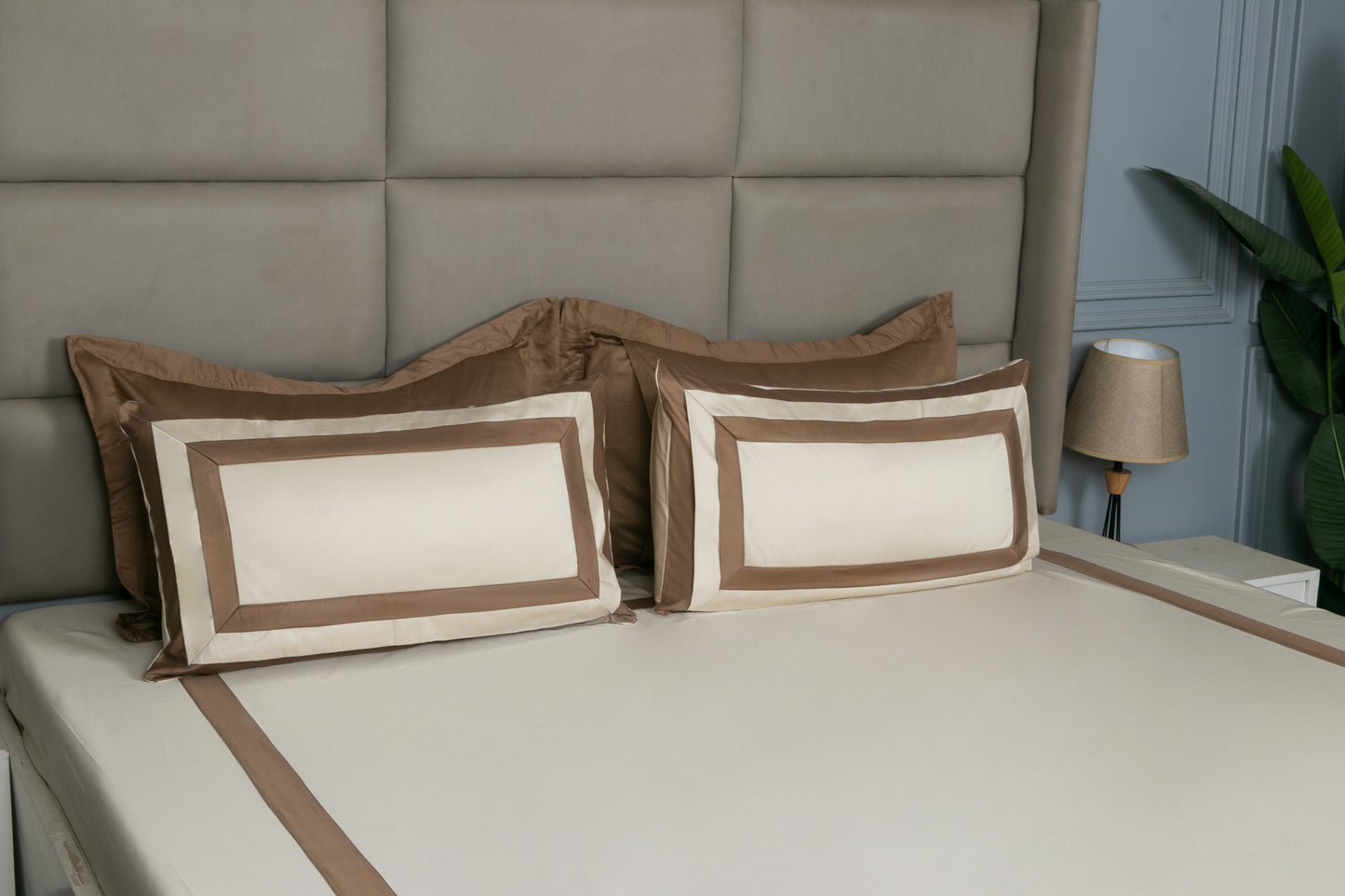 PATCH WORK BEDSHEET 100% COTTON (3 PCS, PEARL x TAUPE)