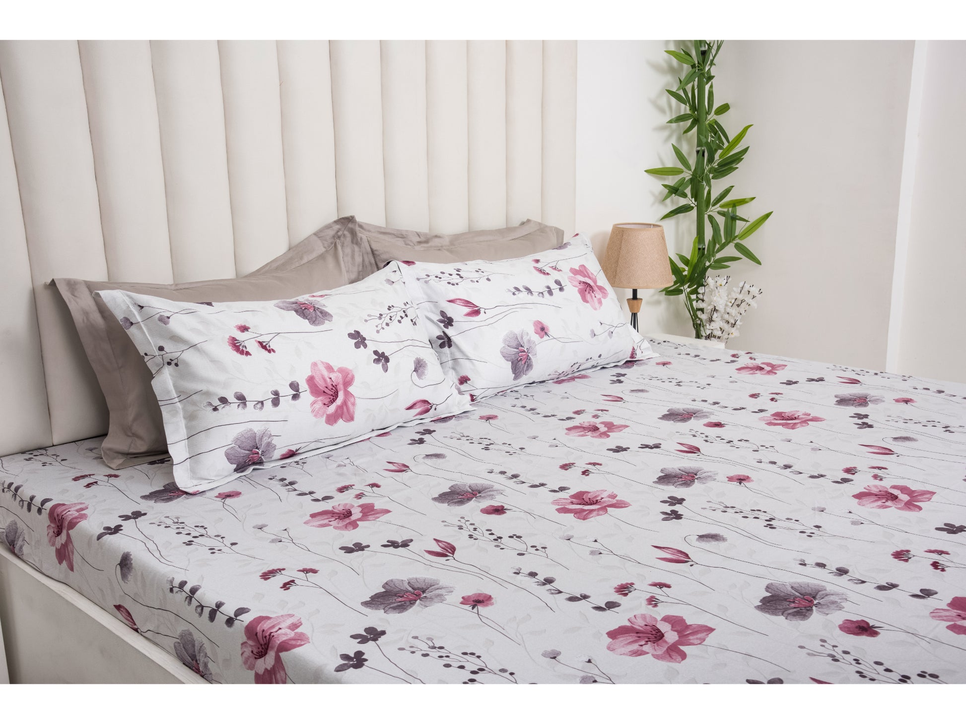GUARANTEED PRINTED BEDSHEET 100% COTTON (3PCS,WHITE) - Bedding Bliss