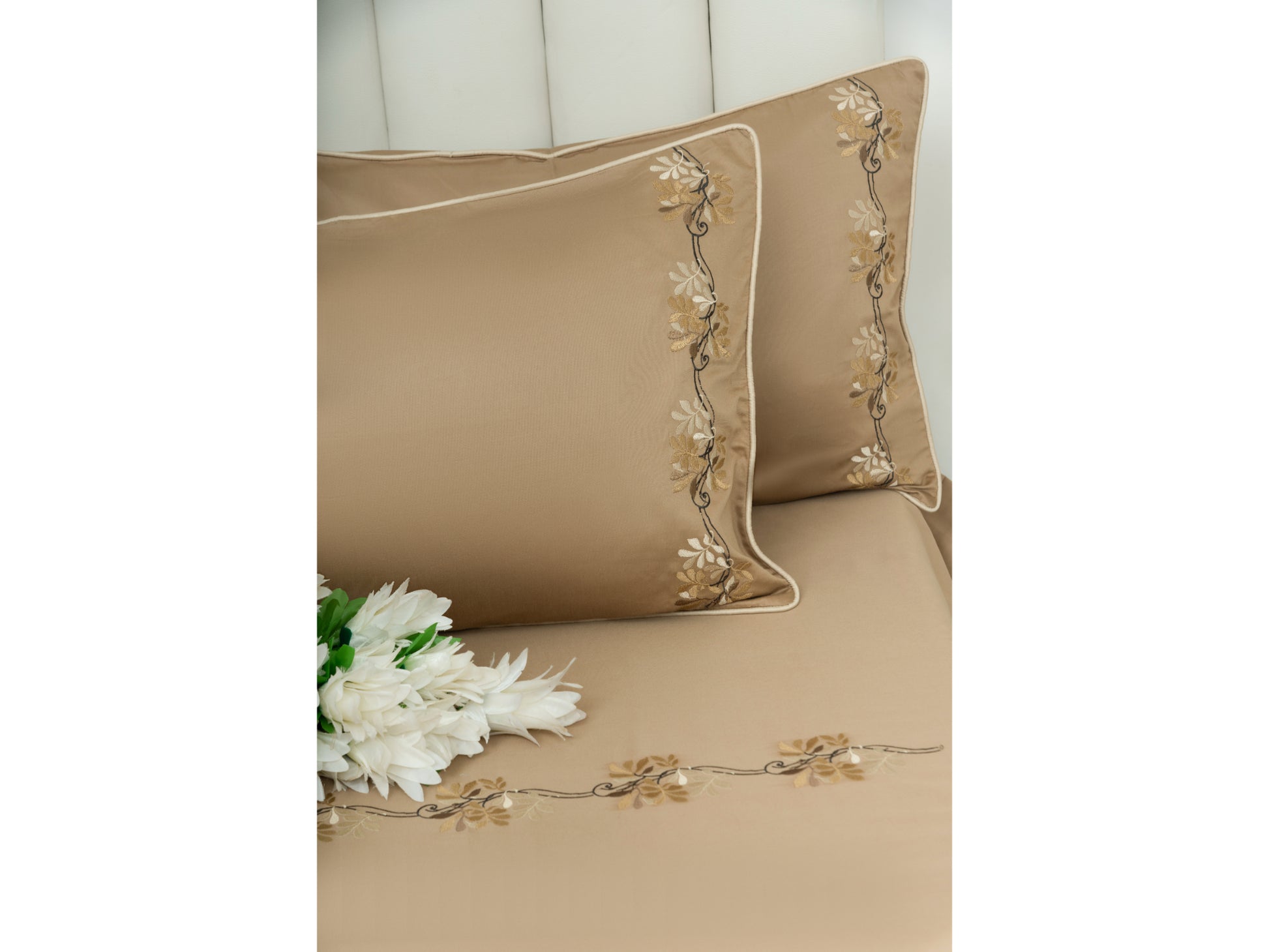 EMBROIDERY BEDSHEET 100% COTTON (3PCS) - Bedding Bliss