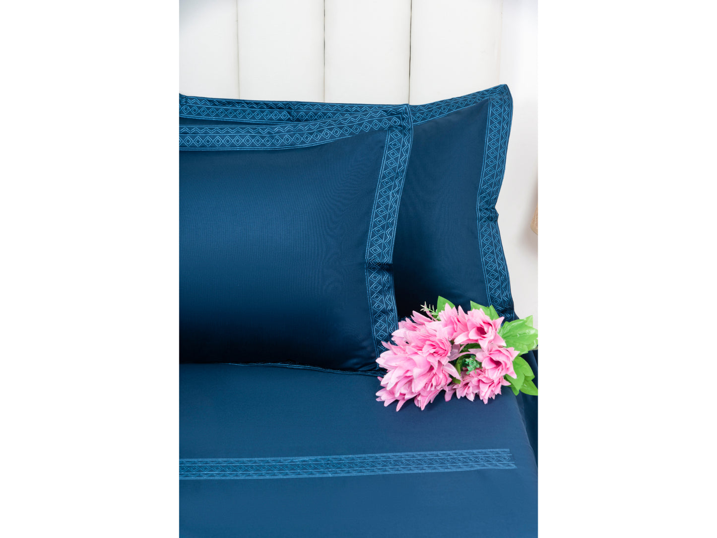 EMBROIDERY BEDSHEET 100% COTTON (3PCS) - Bedding Bliss