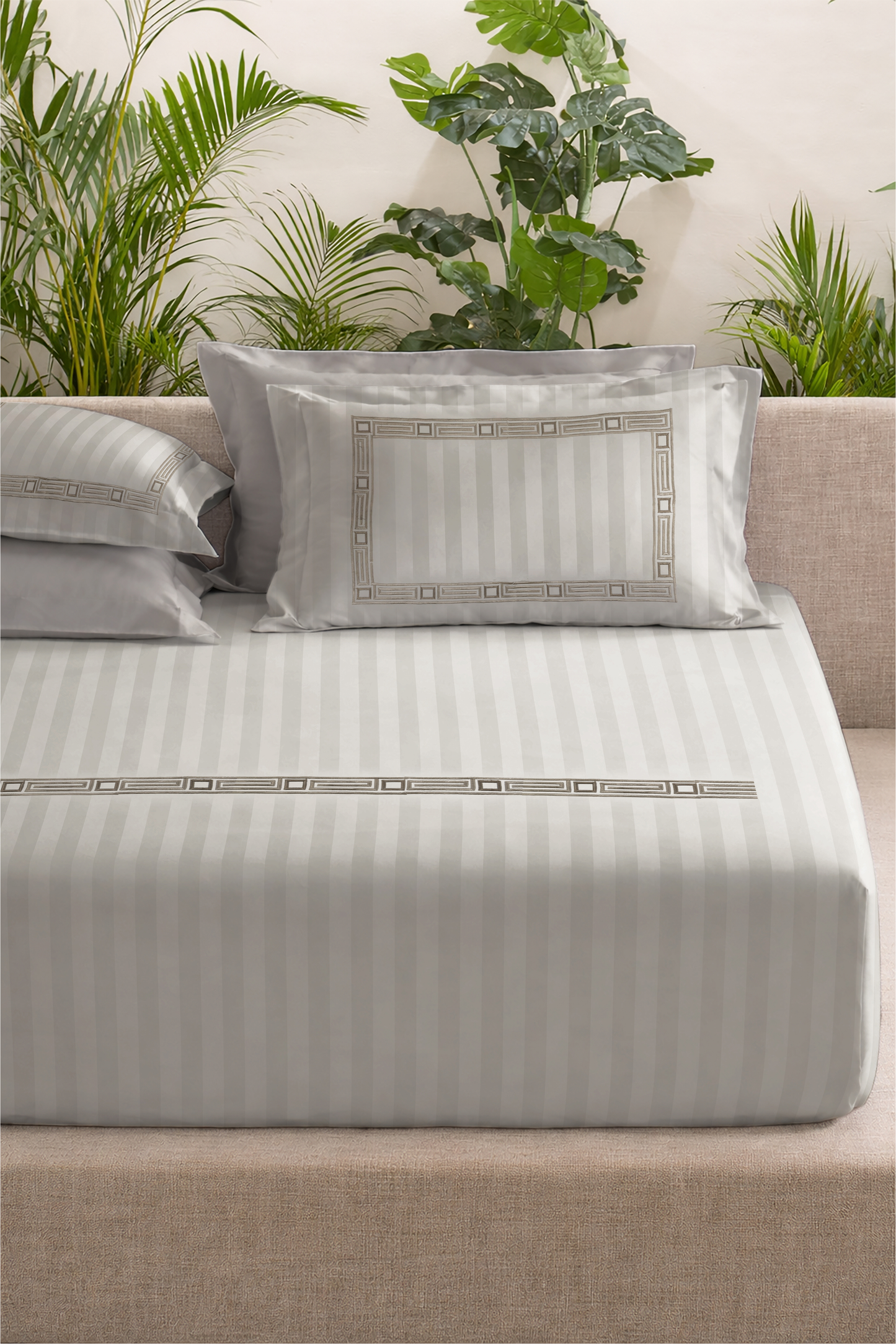 EMBROIDERY BEDSHEET 100% COTTON (3PCS)